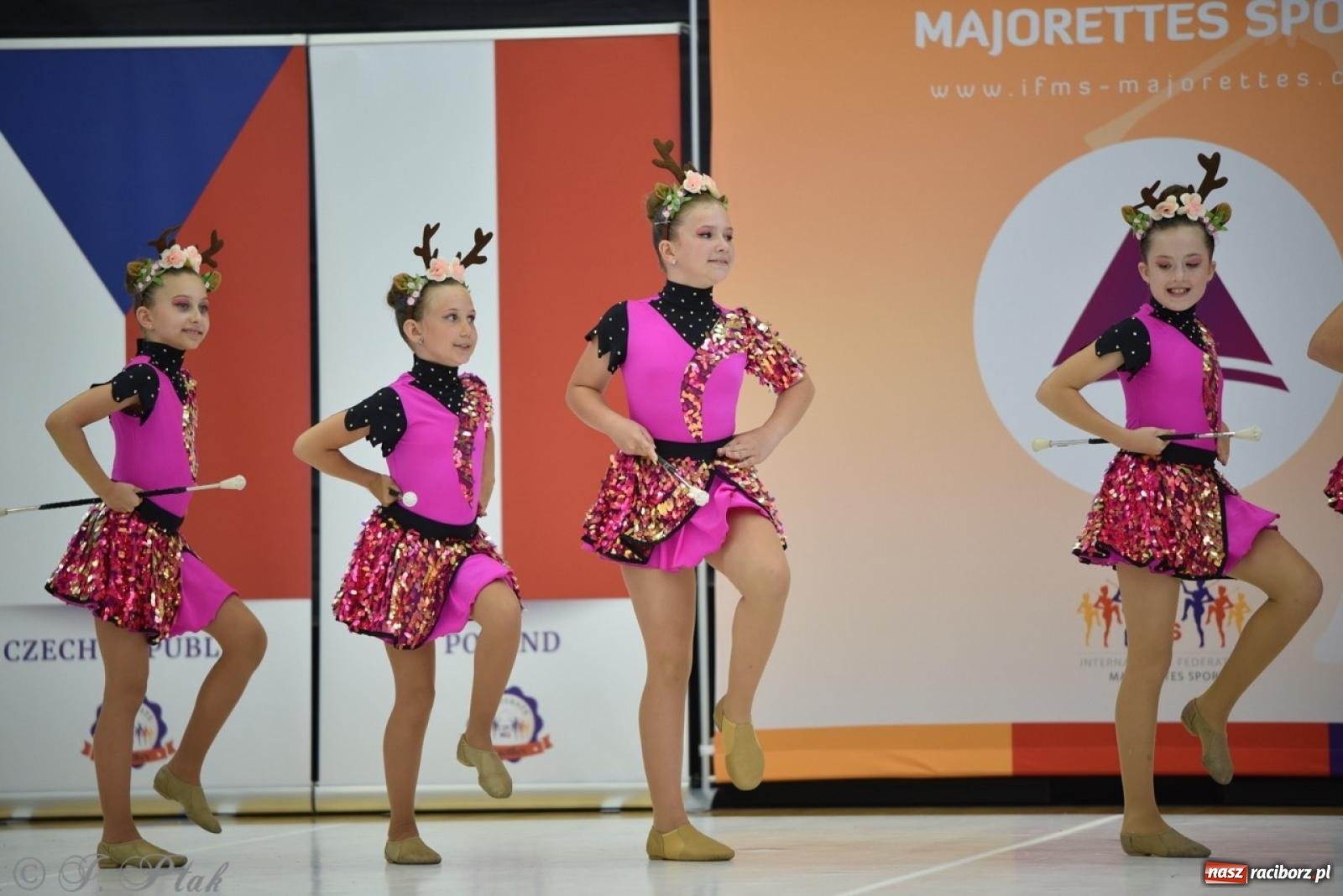 Zdjęcie w galerii na portalu naszraciborz.pl: Racibórz gospodarzem 17. Mistrzostw Europy Mażoretek [FOTO] wiadomości z regionu