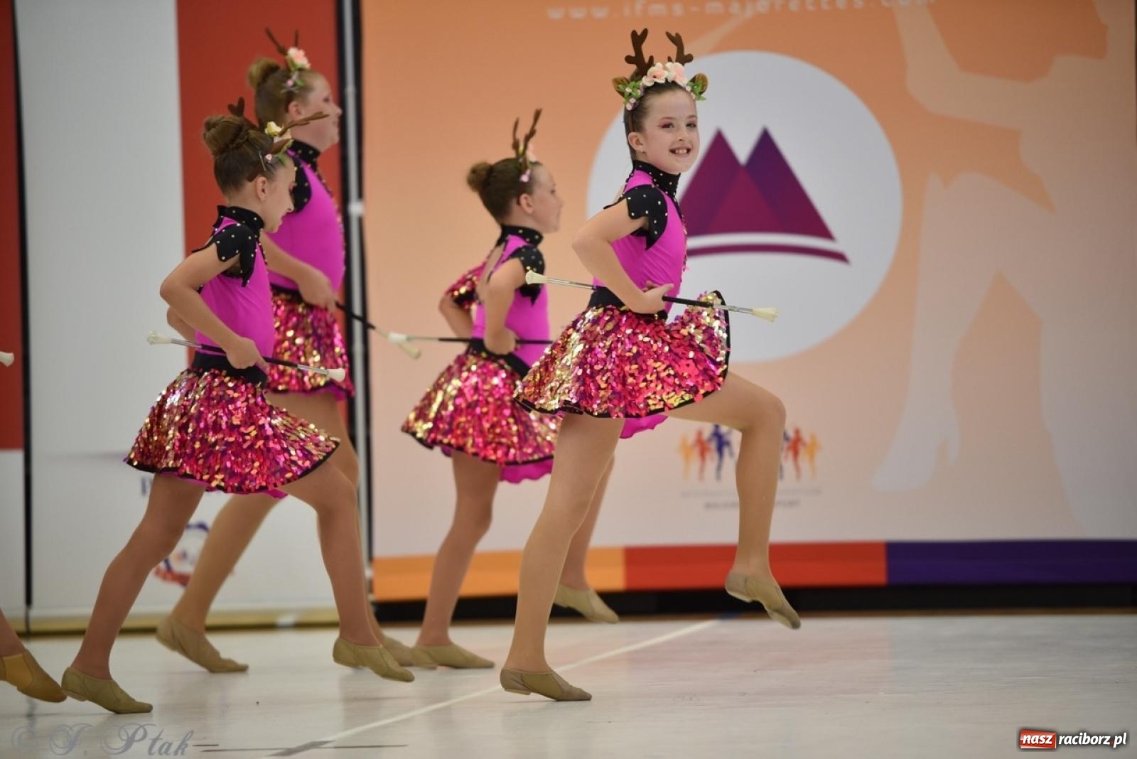 Zdjęcie w galerii na portalu naszraciborz.pl: Racibórz gospodarzem 17. Mistrzostw Europy Mażoretek [FOTO] wiadomości z regionu