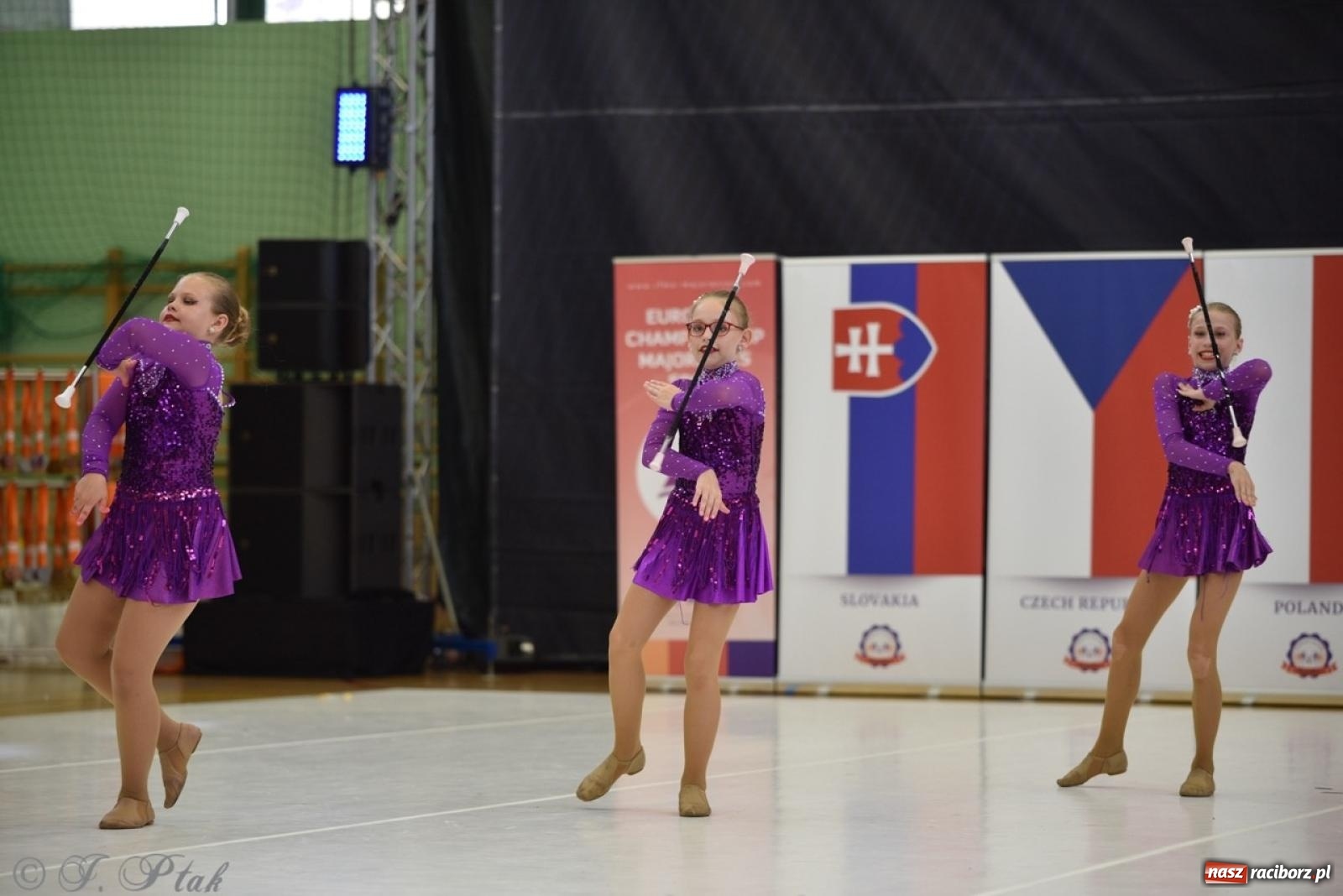 Zdjęcie w galerii na portalu naszraciborz.pl: Racibórz gospodarzem 17. Mistrzostw Europy Mażoretek [FOTO] wiadomości z regionu