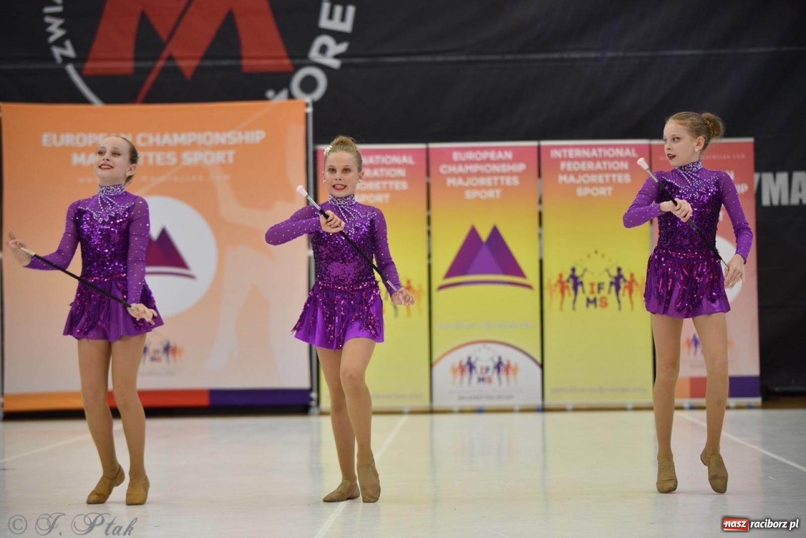 Zdjęcie w galerii na portalu naszraciborz.pl: Racibórz gospodarzem 17. Mistrzostw Europy Mażoretek [FOTO] wiadomości z regionu