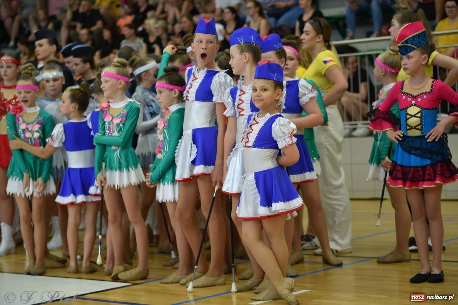 Zdjęcie w galerii na portalu naszraciborz.pl: Racibórz gospodarzem 17. Mistrzostw Europy Mażoretek [FOTO] wiadomości z regionu