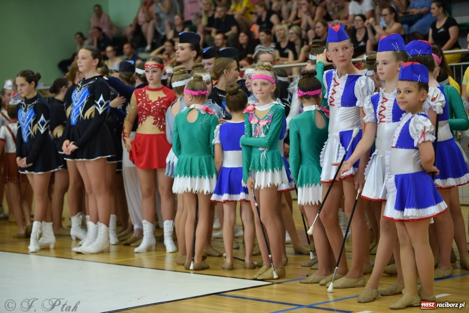 Zdjęcie w galerii na portalu naszraciborz.pl: Racibórz gospodarzem 17. Mistrzostw Europy Mażoretek [FOTO] wiadomości z regionu