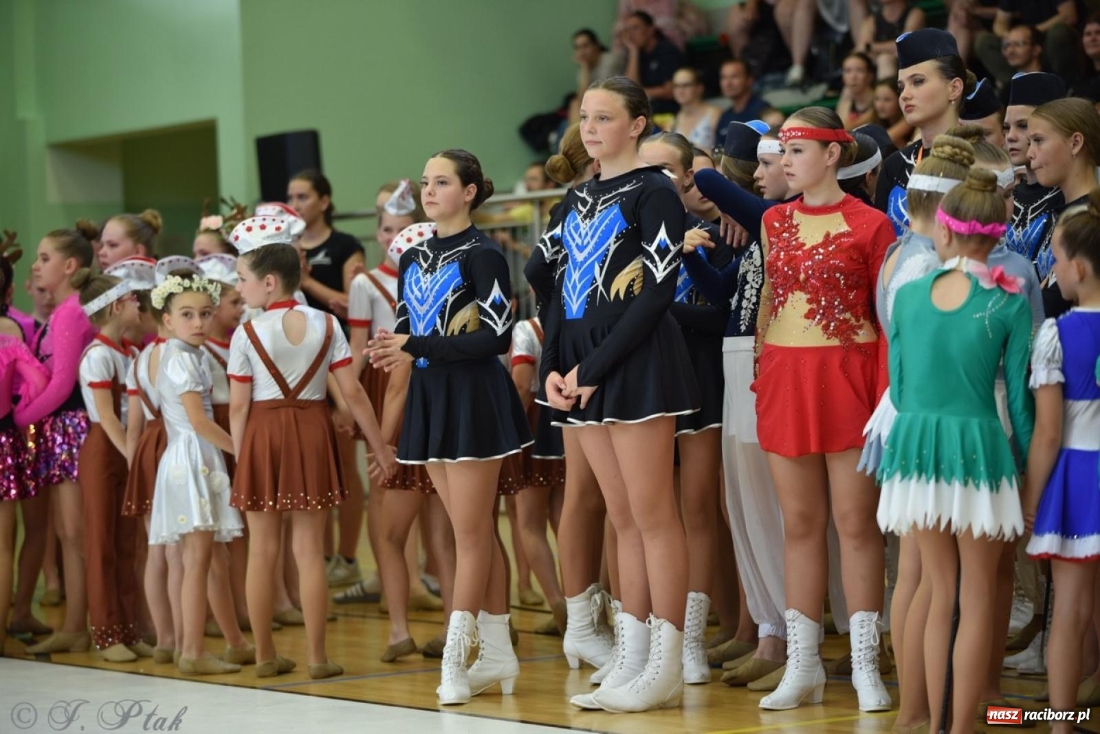 Zdjęcie w galerii na portalu naszraciborz.pl: Racibórz gospodarzem 17. Mistrzostw Europy Mażoretek [FOTO] wiadomości z regionu