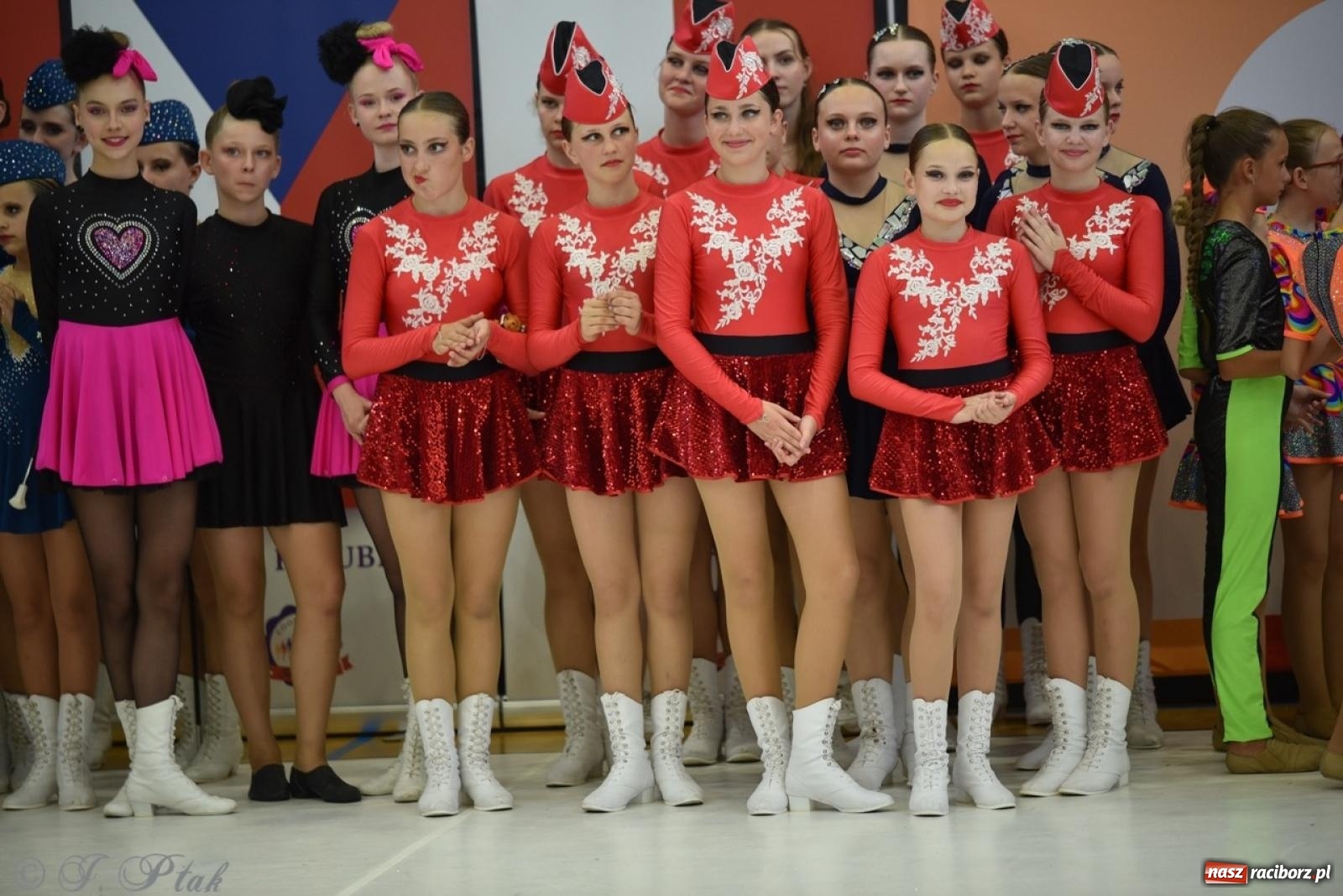 Zdjęcie w galerii na portalu naszraciborz.pl: Racibórz gospodarzem 17. Mistrzostw Europy Mażoretek [FOTO] wiadomości z regionu