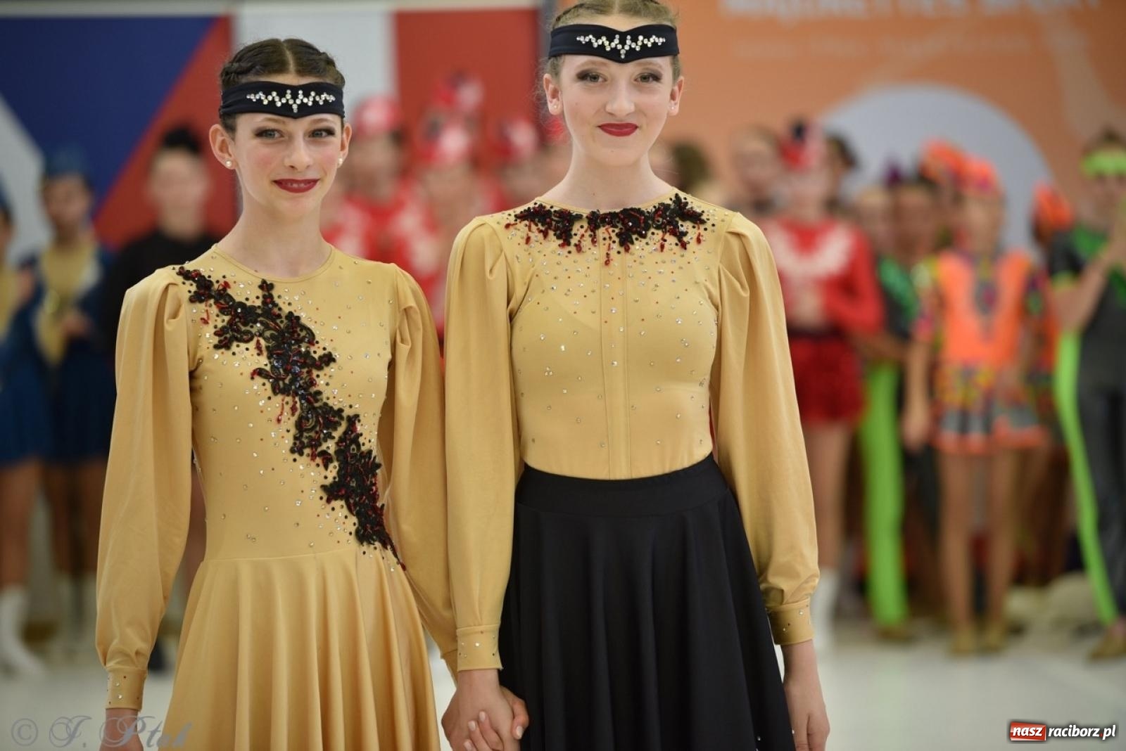 Zdjęcie w galerii na portalu naszraciborz.pl: Racibórz gospodarzem 17. Mistrzostw Europy Mażoretek [FOTO] wiadomości z regionu