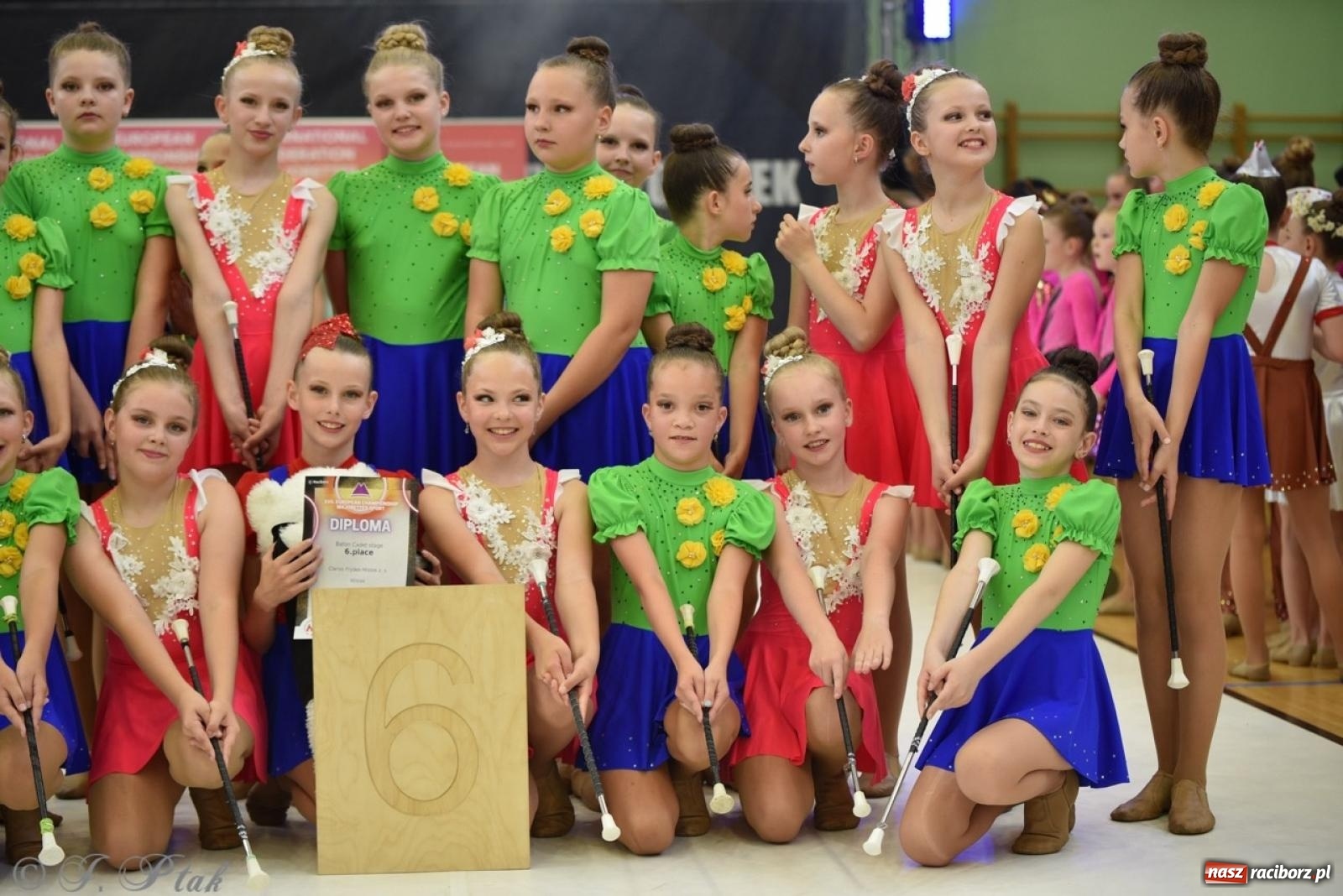 Zdjęcie w galerii na portalu naszraciborz.pl: Racibórz gospodarzem 17. Mistrzostw Europy Mażoretek [FOTO] wiadomości z regionu