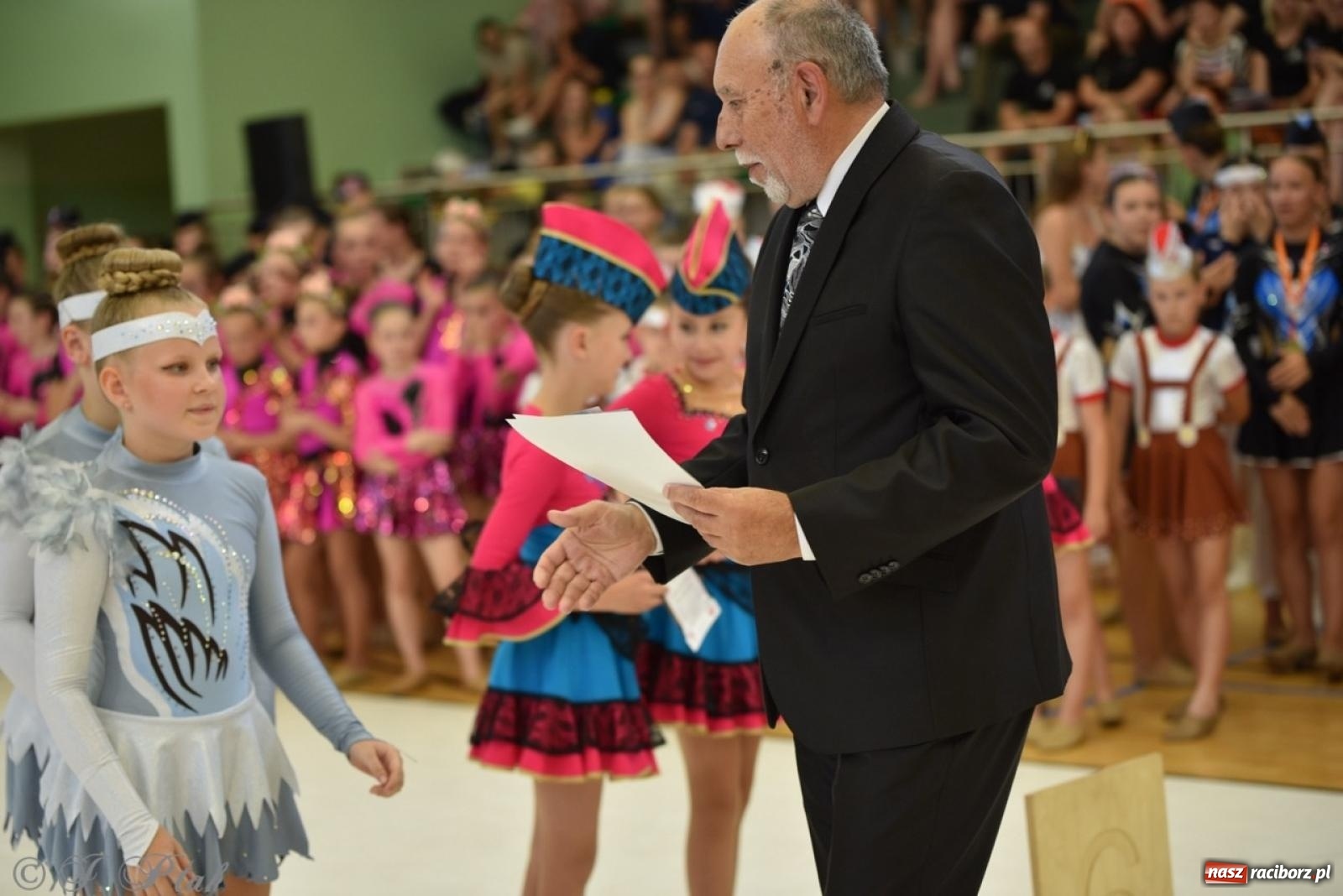 Zdjęcie w galerii na portalu naszraciborz.pl: Racibórz gospodarzem 17. Mistrzostw Europy Mażoretek [FOTO] wiadomości z regionu