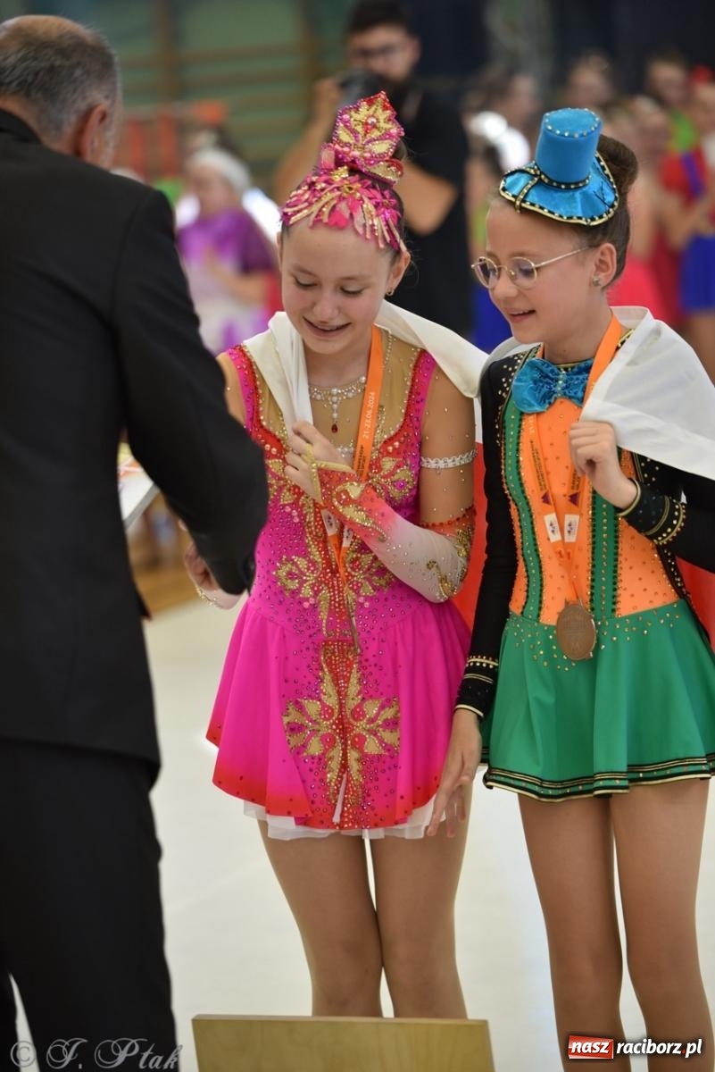 Zdjęcie w galerii na portalu naszraciborz.pl: Racibórz gospodarzem 17. Mistrzostw Europy Mażoretek [FOTO] wiadomości z regionu