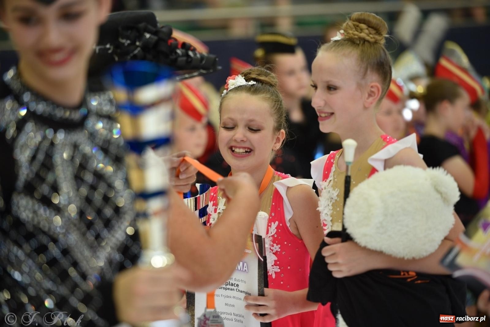 Zdjęcie w galerii na portalu naszraciborz.pl: Racibórz gospodarzem 17. Mistrzostw Europy Mażoretek [FOTO] wiadomości z regionu