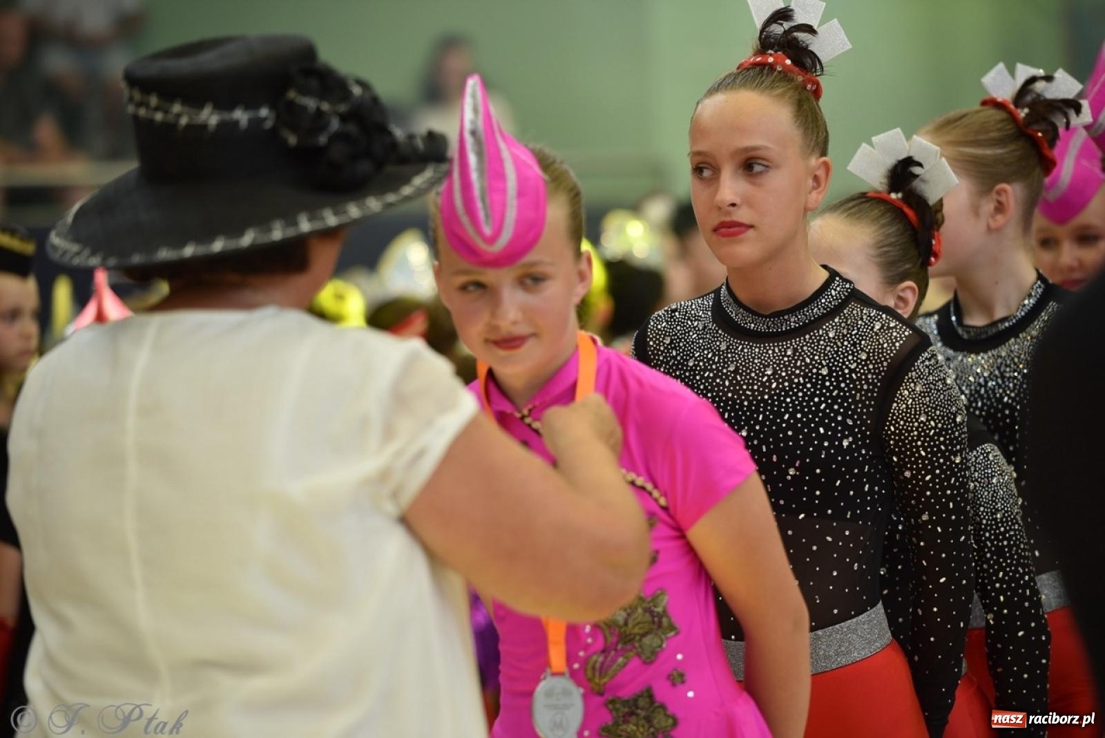 Zdjęcie w galerii na portalu naszraciborz.pl: Racibórz gospodarzem 17. Mistrzostw Europy Mażoretek [FOTO] wiadomości z regionu