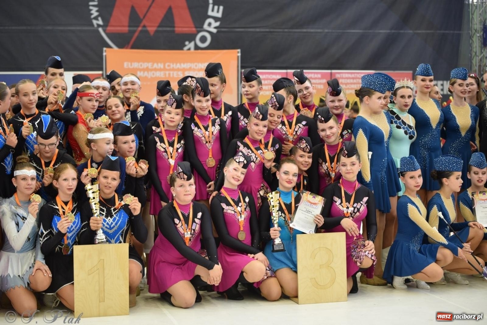 Zdjęcie w galerii na portalu naszraciborz.pl: Racibórz gospodarzem 17. Mistrzostw Europy Mażoretek [FOTO] wiadomości z regionu