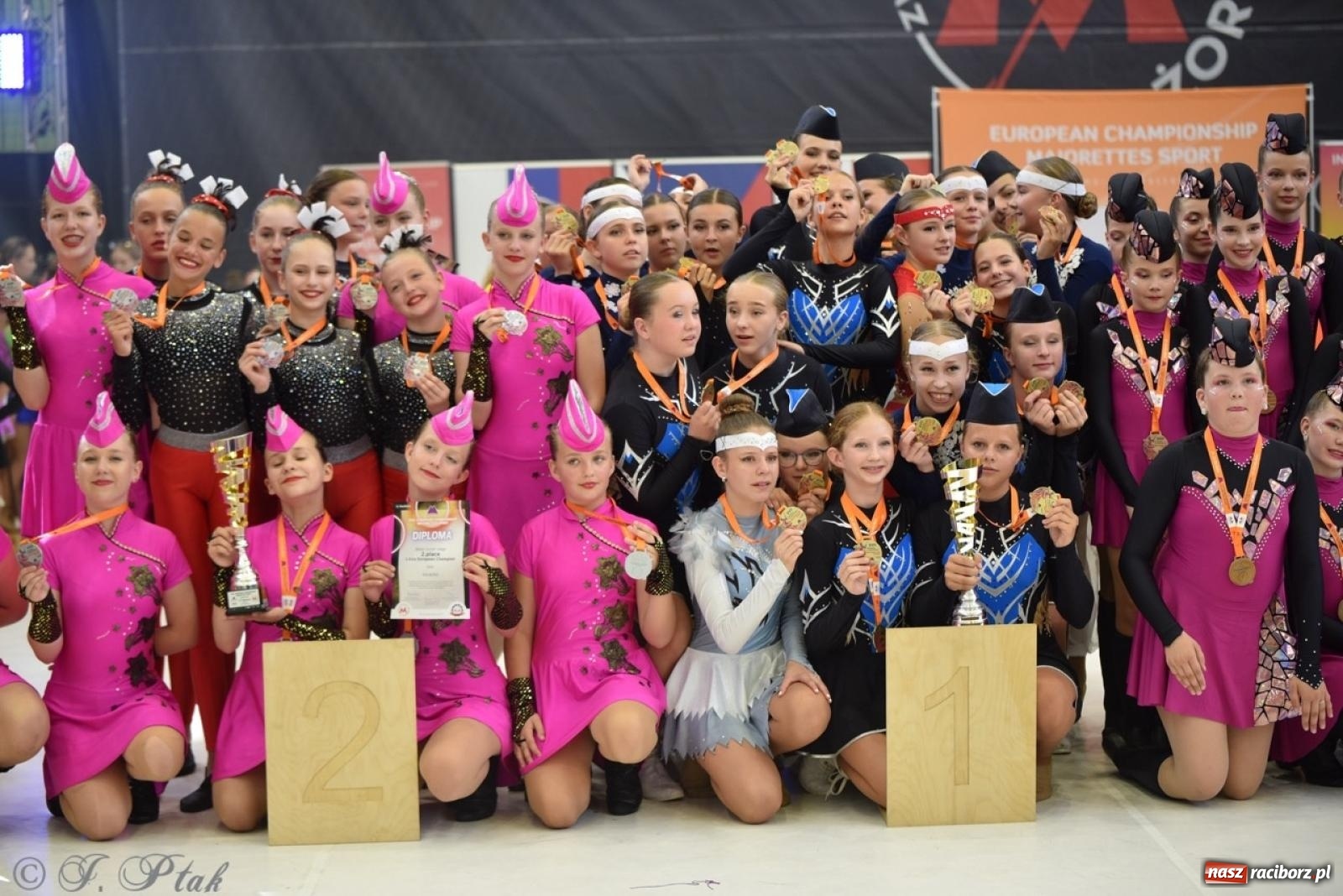 Zdjęcie w galerii na portalu naszraciborz.pl: Racibórz gospodarzem 17. Mistrzostw Europy Mażoretek [FOTO] wiadomości z regionu