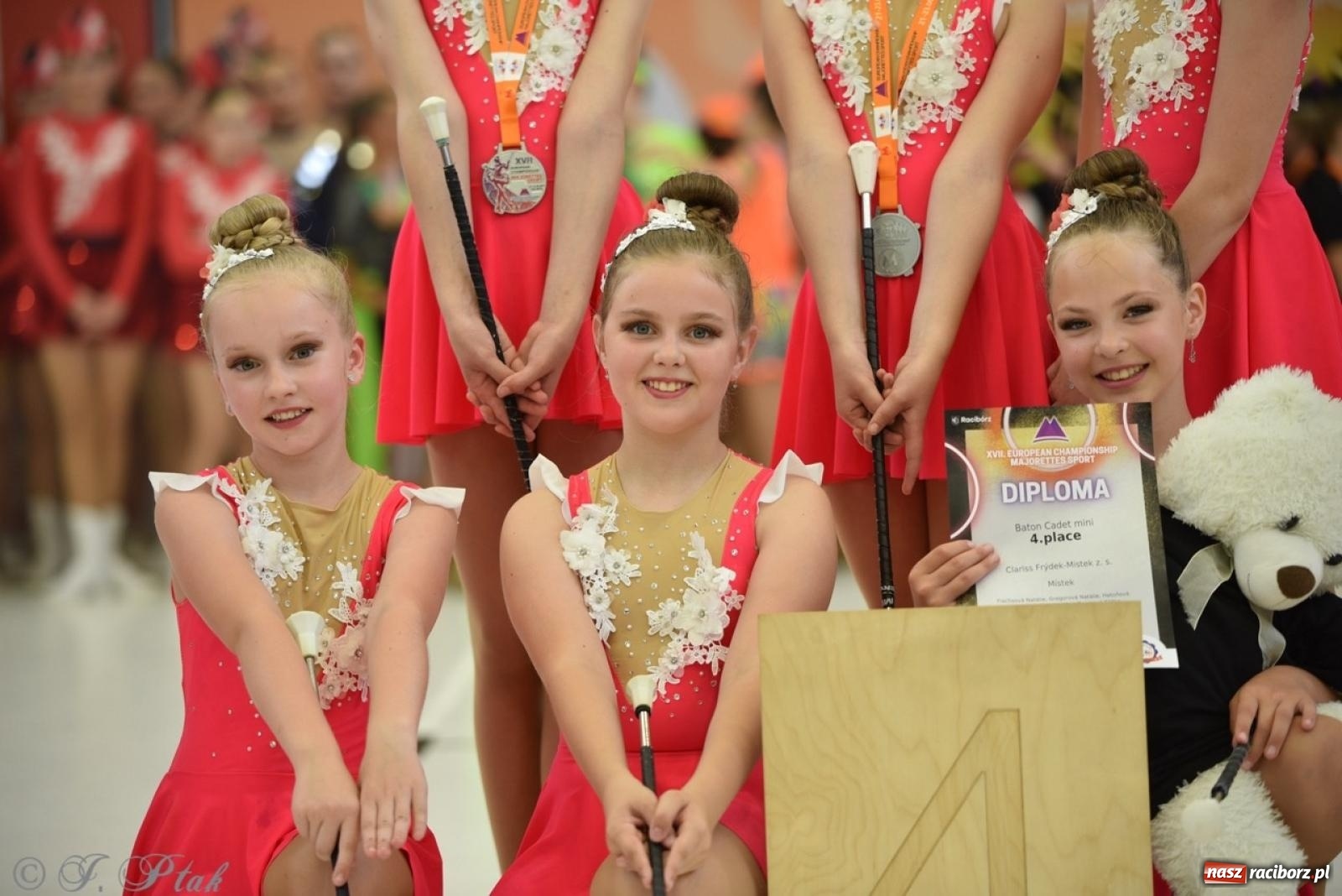 Zdjęcie w galerii na portalu naszraciborz.pl: Racibórz gospodarzem 17. Mistrzostw Europy Mażoretek [FOTO] wiadomości z regionu