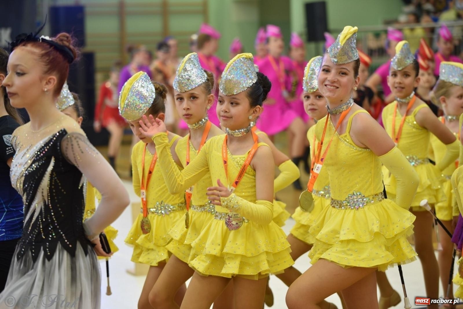 Zdjęcie w galerii na portalu naszraciborz.pl: Racibórz gospodarzem 17. Mistrzostw Europy Mażoretek [FOTO] wiadomości z regionu