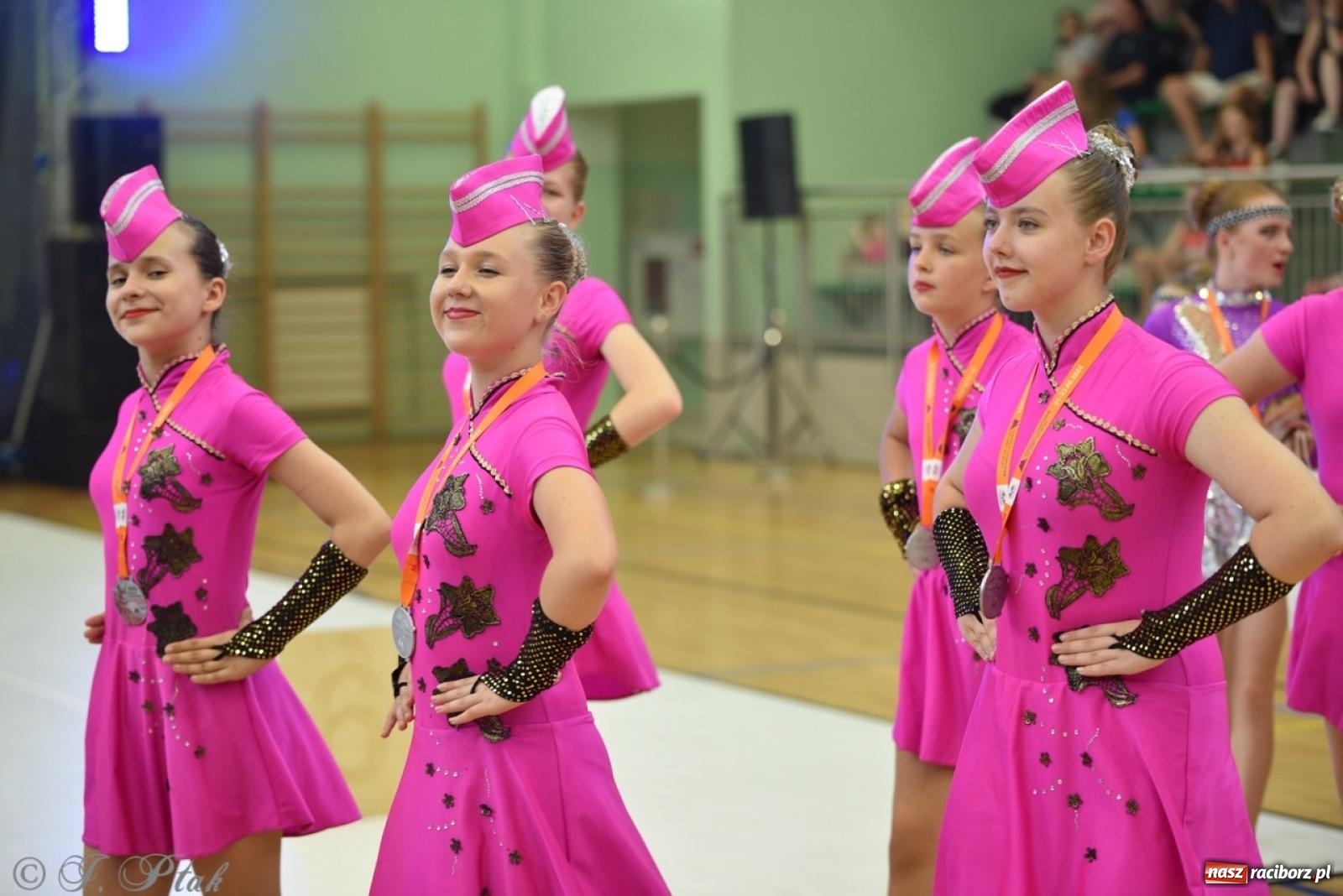 Zdjęcie w galerii na portalu naszraciborz.pl: Racibórz gospodarzem 17. Mistrzostw Europy Mażoretek [FOTO] wiadomości z regionu