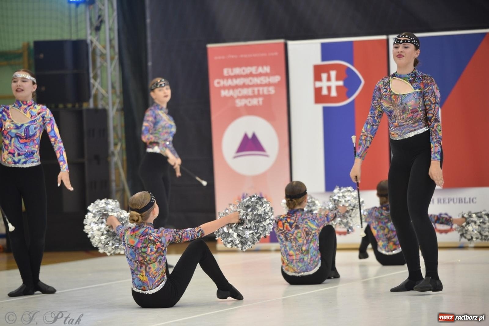 Zdjęcie w galerii na portalu naszraciborz.pl: Racibórz gospodarzem 17. Mistrzostw Europy Mażoretek [FOTO] wiadomości z regionu