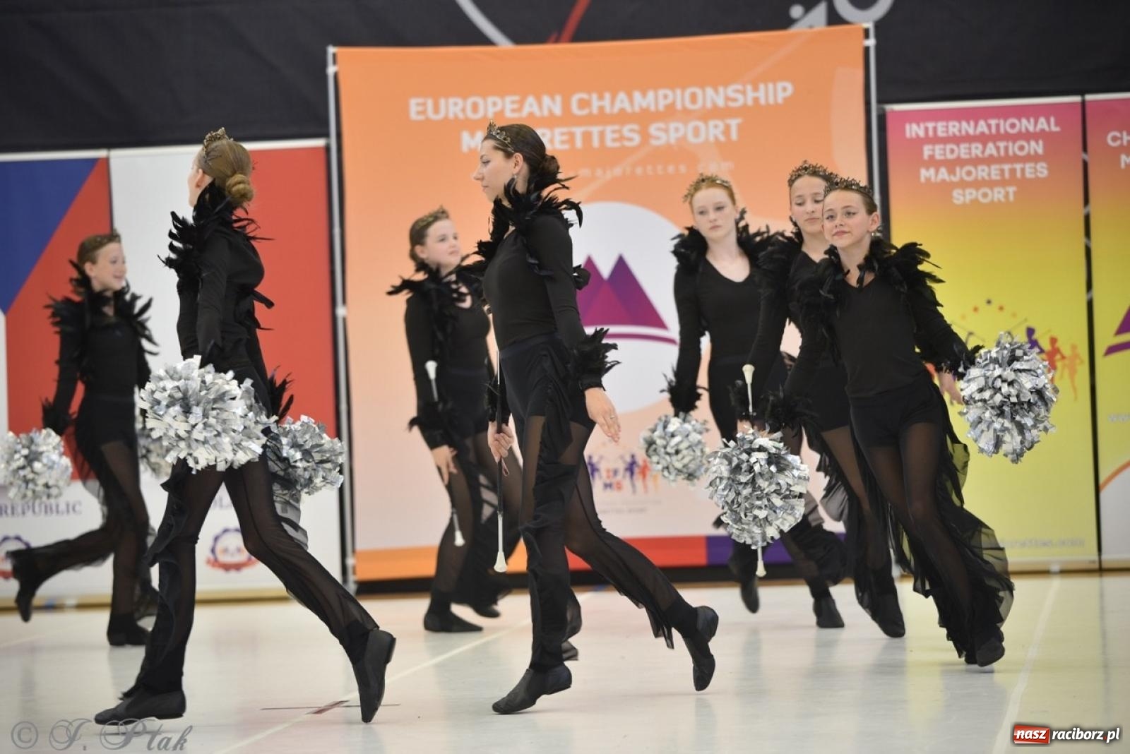Zdjęcie w galerii na portalu naszraciborz.pl: Racibórz gospodarzem 17. Mistrzostw Europy Mażoretek [FOTO] wiadomości z regionu