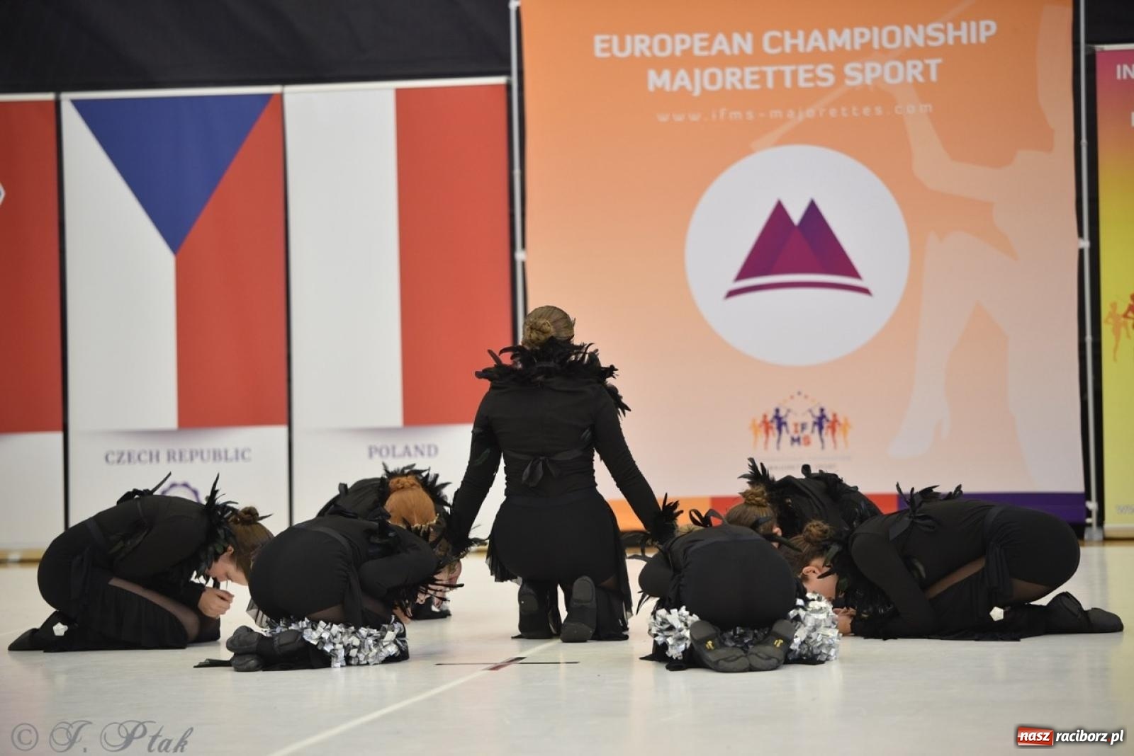 Zdjęcie w galerii na portalu naszraciborz.pl: Racibórz gospodarzem 17. Mistrzostw Europy Mażoretek [FOTO] wiadomości z regionu