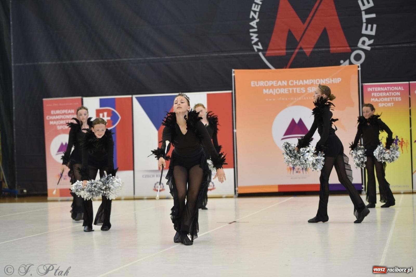 Zdjęcie w galerii na portalu naszraciborz.pl: Racibórz gospodarzem 17. Mistrzostw Europy Mażoretek [FOTO] wiadomości z regionu