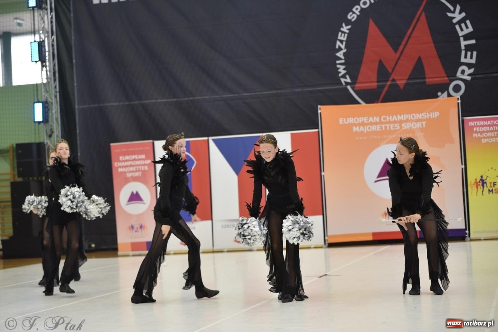 Zdjęcie w galerii na portalu naszraciborz.pl: Racibórz gospodarzem 17. Mistrzostw Europy Mażoretek [FOTO] wiadomości z regionu