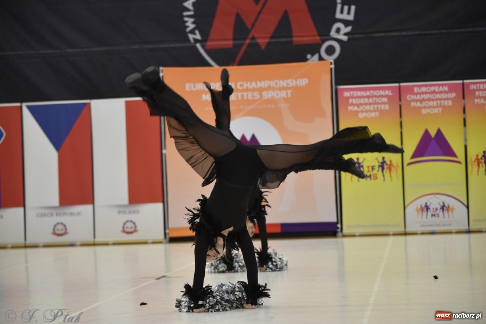Zdjęcie w galerii na portalu naszraciborz.pl: Racibórz gospodarzem 17. Mistrzostw Europy Mażoretek [FOTO] wiadomości z regionu