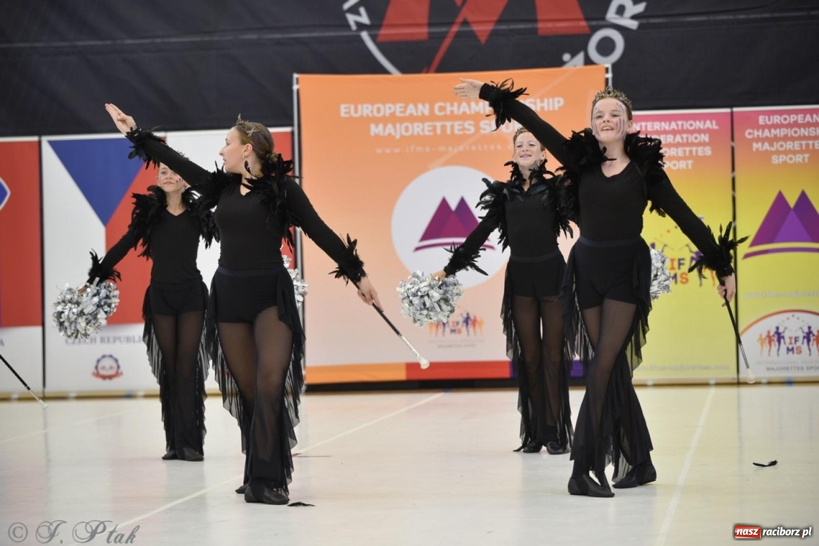 Zdjęcie w galerii na portalu naszraciborz.pl: Racibórz gospodarzem 17. Mistrzostw Europy Mażoretek [FOTO] wiadomości z regionu