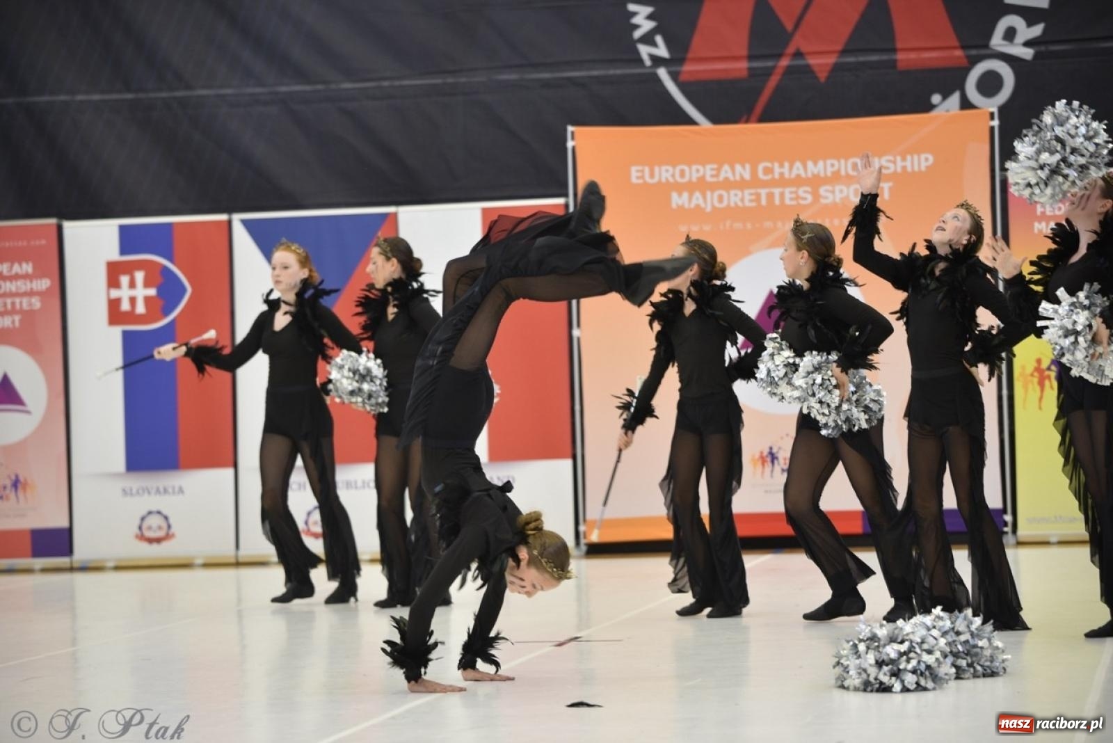 Zdjęcie w galerii na portalu naszraciborz.pl: Racibórz gospodarzem 17. Mistrzostw Europy Mażoretek [FOTO] wiadomości z regionu