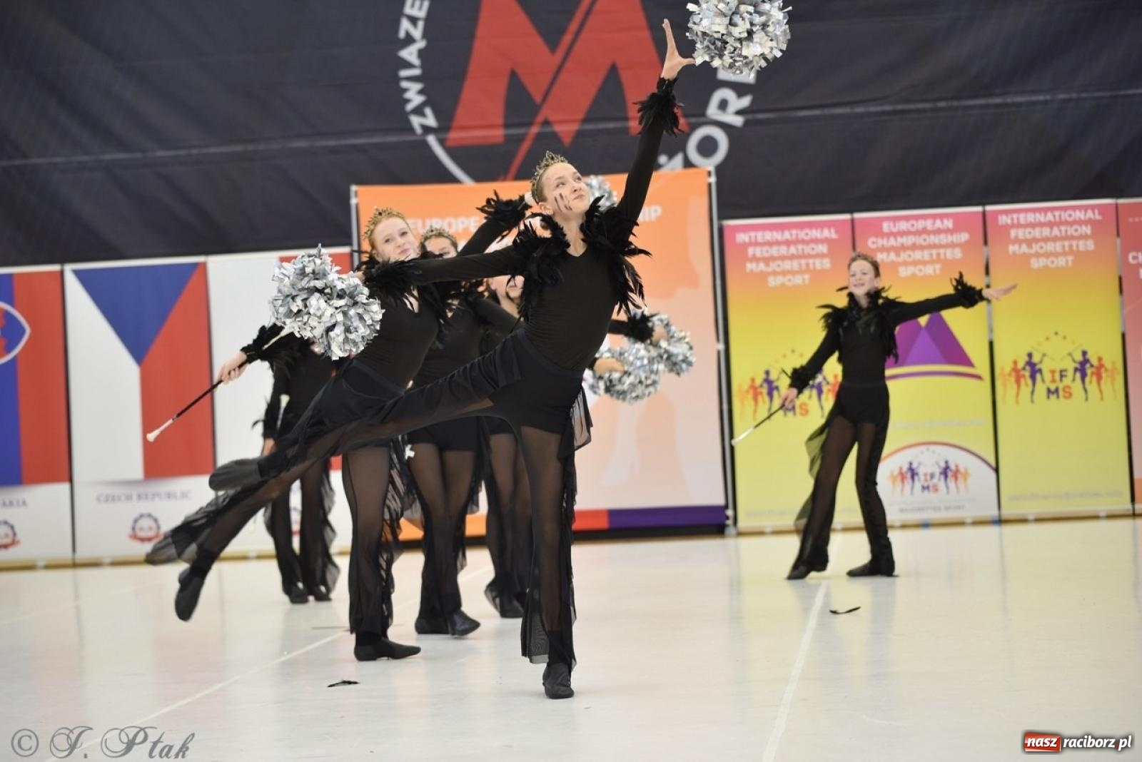 Zdjęcie w galerii na portalu naszraciborz.pl: Racibórz gospodarzem 17. Mistrzostw Europy Mażoretek [FOTO] wiadomości z regionu