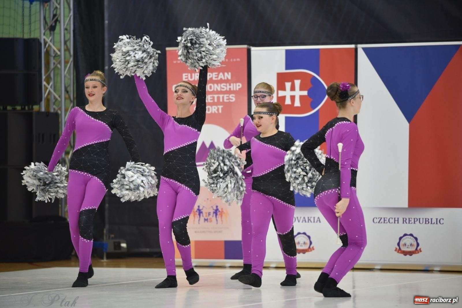 Zdjęcie w galerii na portalu naszraciborz.pl: Racibórz gospodarzem 17. Mistrzostw Europy Mażoretek [FOTO] wiadomości z regionu