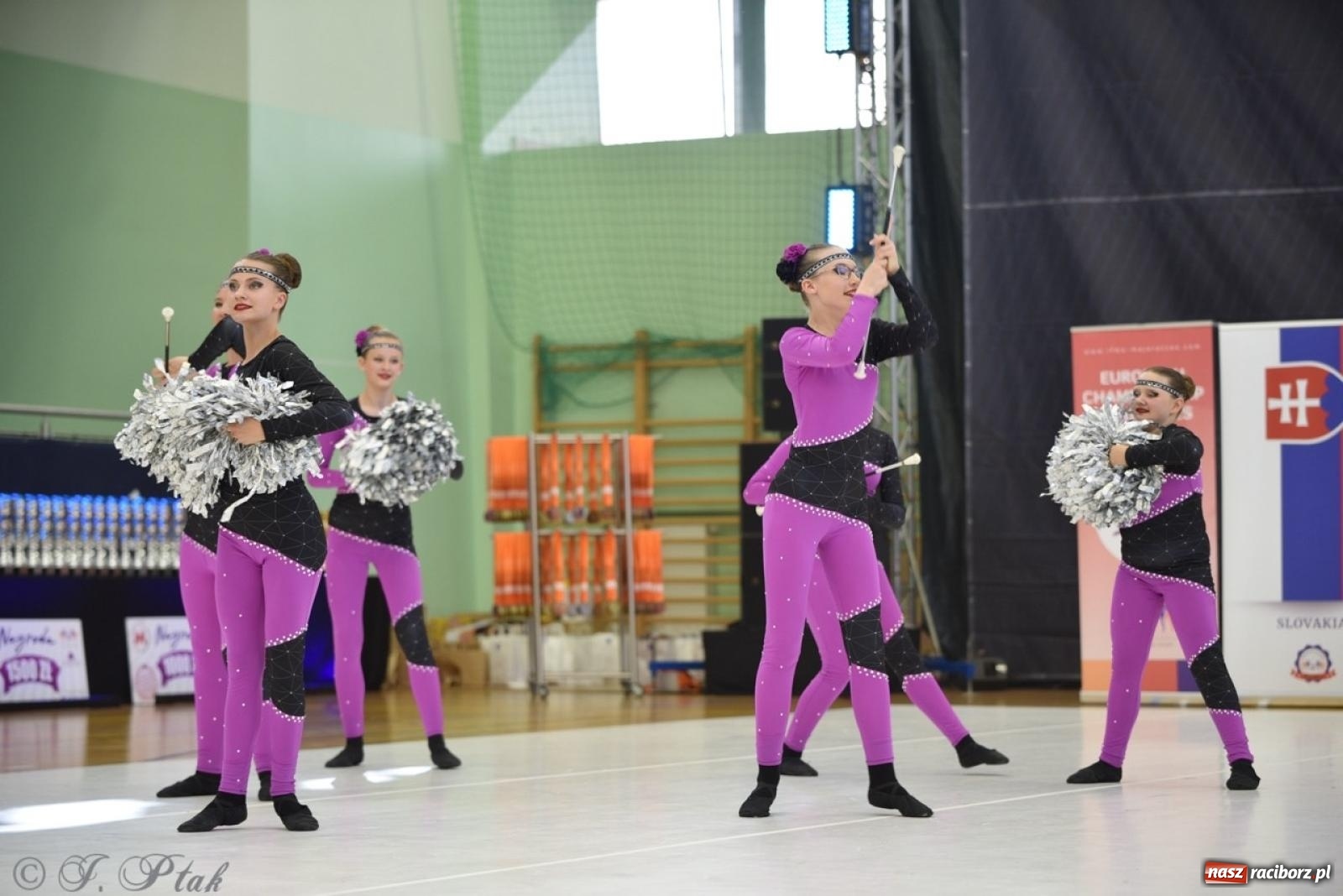 Zdjęcie w galerii na portalu naszraciborz.pl: Racibórz gospodarzem 17. Mistrzostw Europy Mażoretek [FOTO] wiadomości z regionu