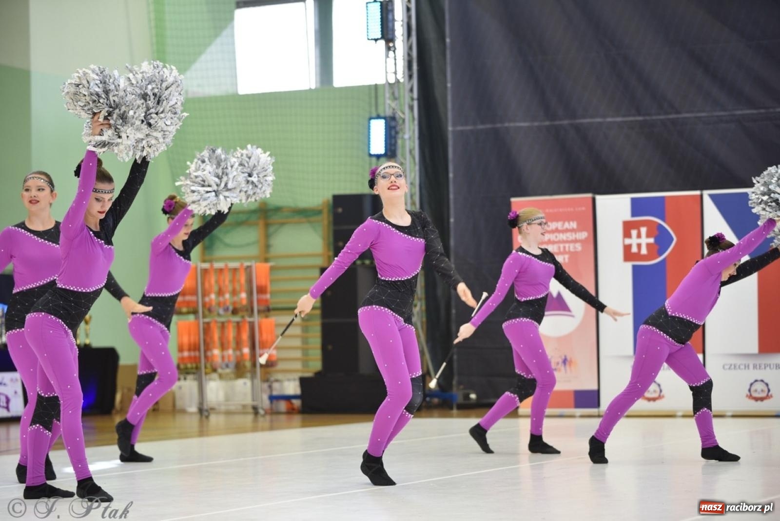 Zdjęcie w galerii na portalu naszraciborz.pl: Racibórz gospodarzem 17. Mistrzostw Europy Mażoretek [FOTO] wiadomości z regionu