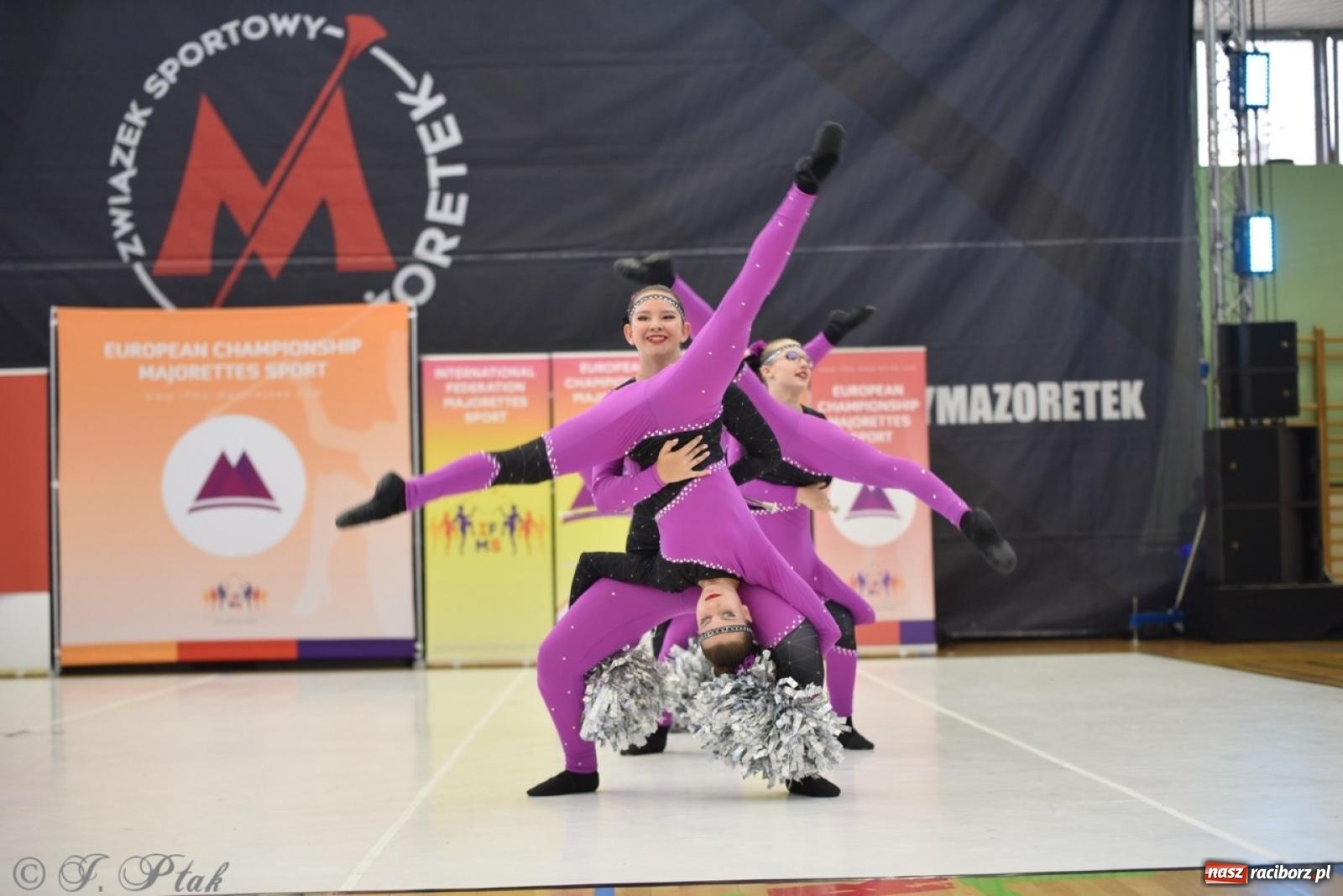 Zdjęcie w galerii na portalu naszraciborz.pl: Racibórz gospodarzem 17. Mistrzostw Europy Mażoretek [FOTO] wiadomości z regionu