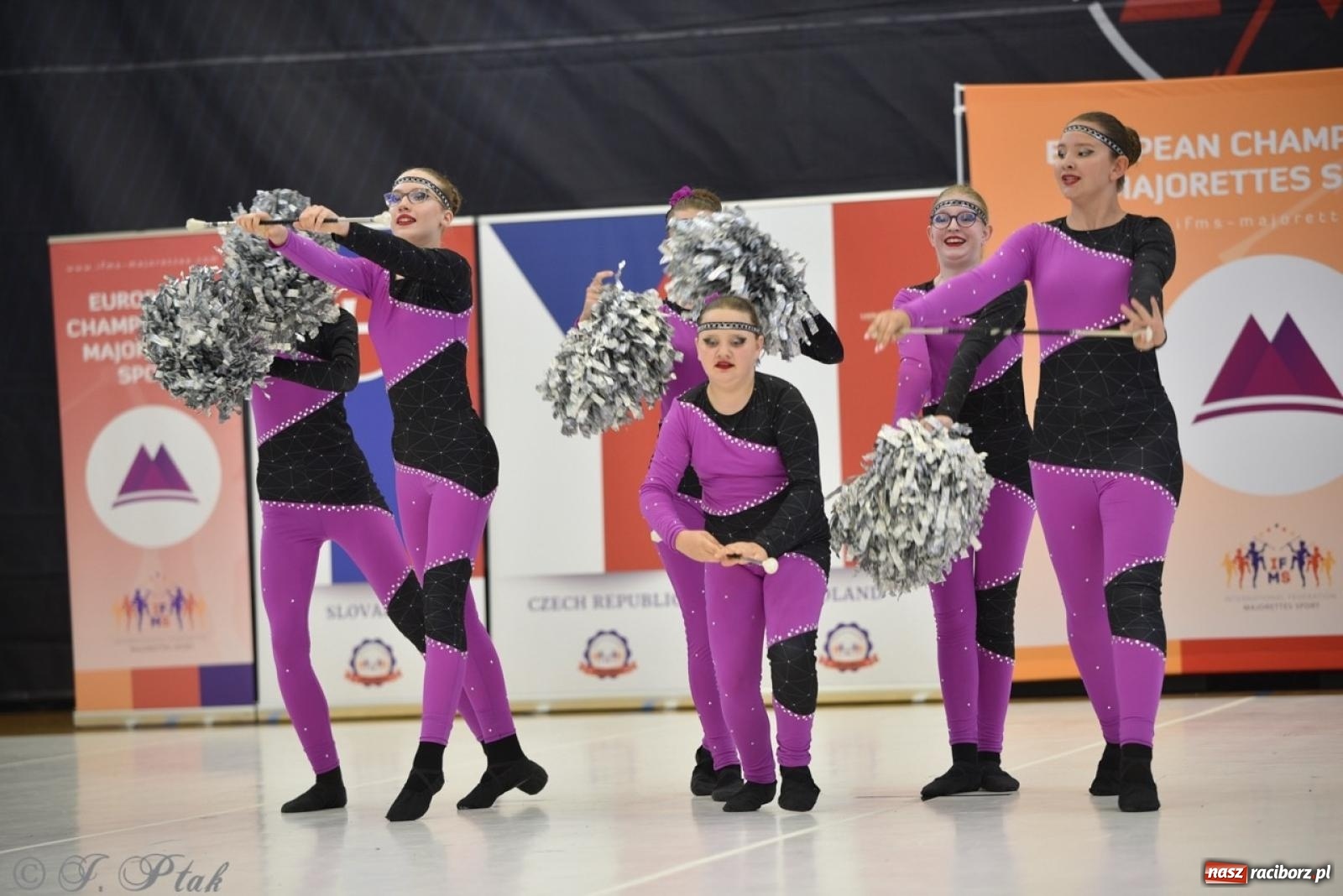 Zdjęcie w galerii na portalu naszraciborz.pl: Racibórz gospodarzem 17. Mistrzostw Europy Mażoretek [FOTO] wiadomości z regionu
