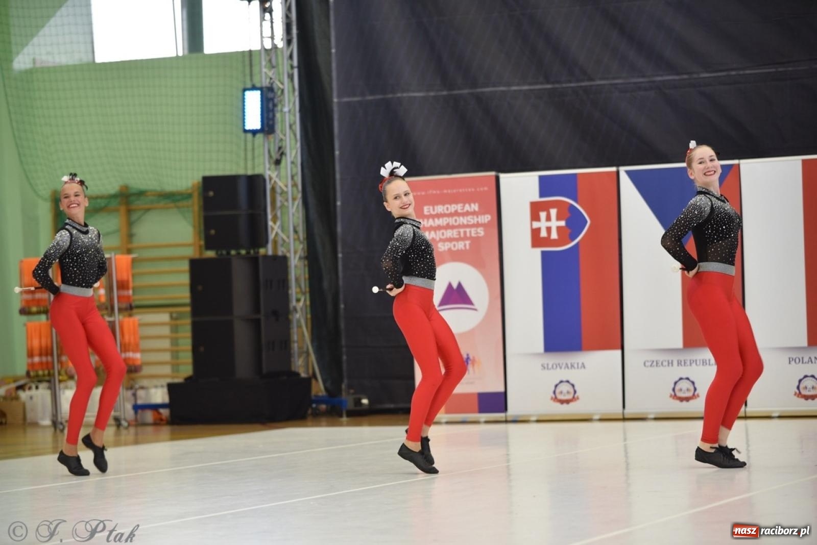 Zdjęcie w galerii na portalu naszraciborz.pl: Racibórz gospodarzem 17. Mistrzostw Europy Mażoretek [FOTO] wiadomości z regionu