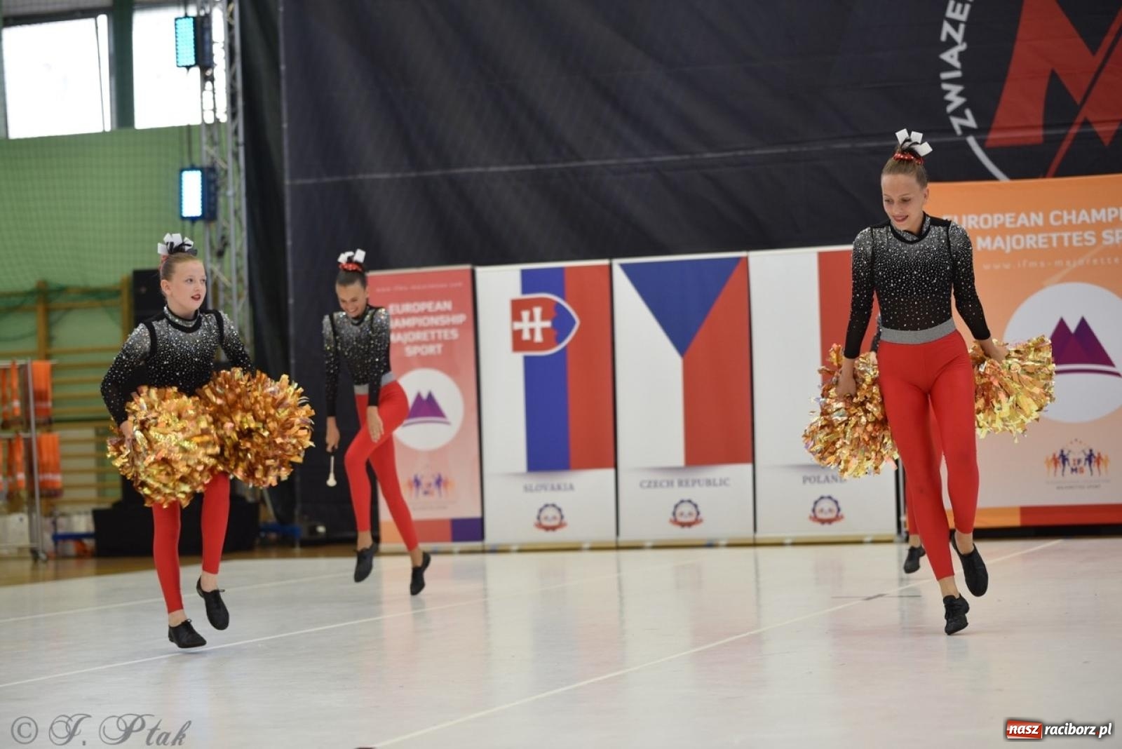 Zdjęcie w galerii na portalu naszraciborz.pl: Racibórz gospodarzem 17. Mistrzostw Europy Mażoretek [FOTO] wiadomości z regionu