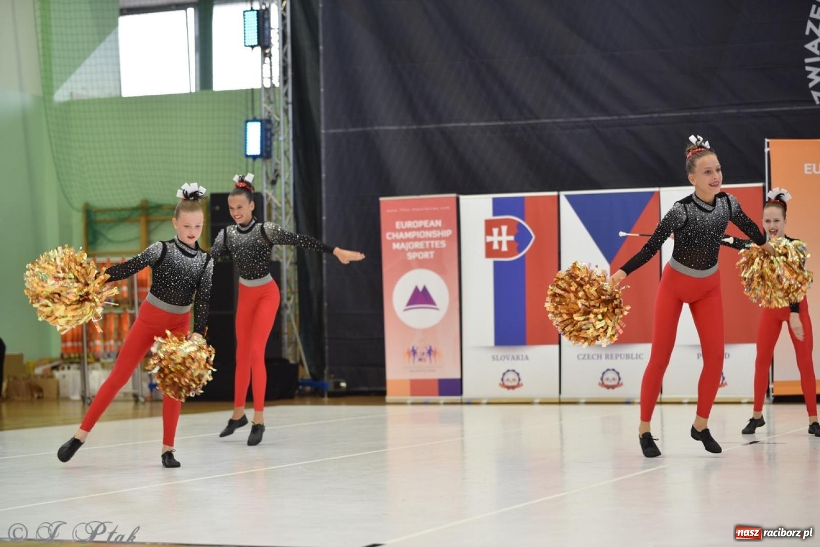 Zdjęcie w galerii na portalu naszraciborz.pl: Racibórz gospodarzem 17. Mistrzostw Europy Mażoretek [FOTO] wiadomości z regionu
