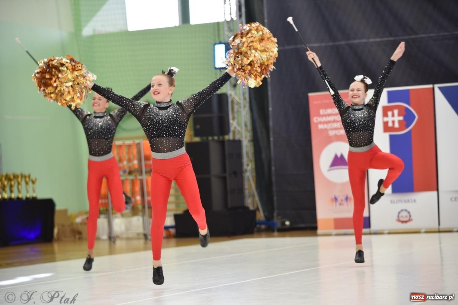 Zdjęcie w galerii na portalu naszraciborz.pl: Racibórz gospodarzem 17. Mistrzostw Europy Mażoretek [FOTO] wiadomości z regionu