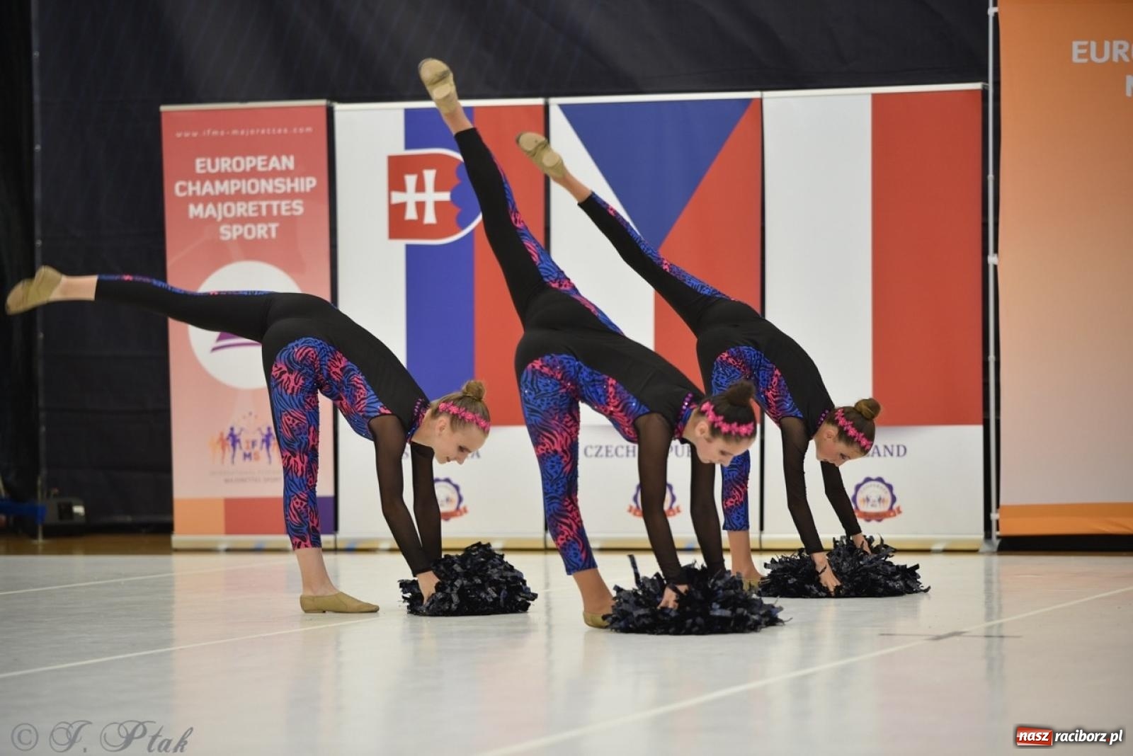 Zdjęcie w galerii na portalu naszraciborz.pl: Racibórz gospodarzem 17. Mistrzostw Europy Mażoretek [FOTO] wiadomości z regionu