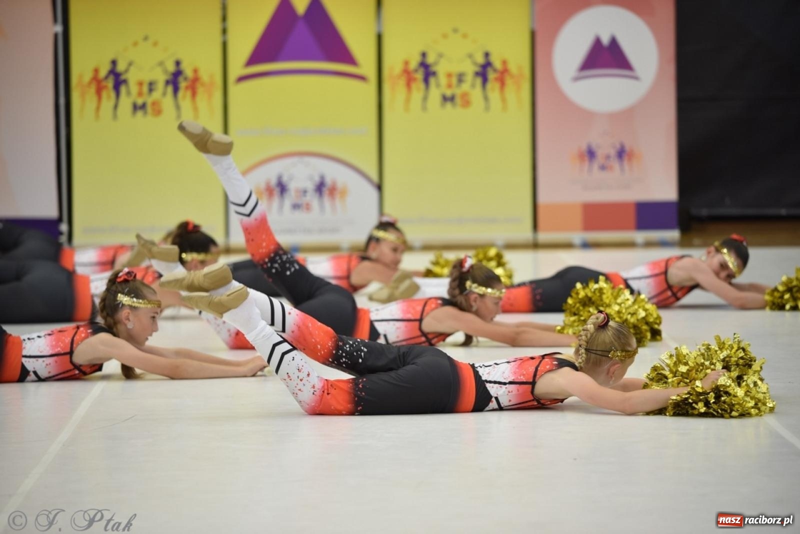 Zdjęcie w galerii na portalu naszraciborz.pl: Racibórz gospodarzem 17. Mistrzostw Europy Mażoretek [FOTO] wiadomości z regionu