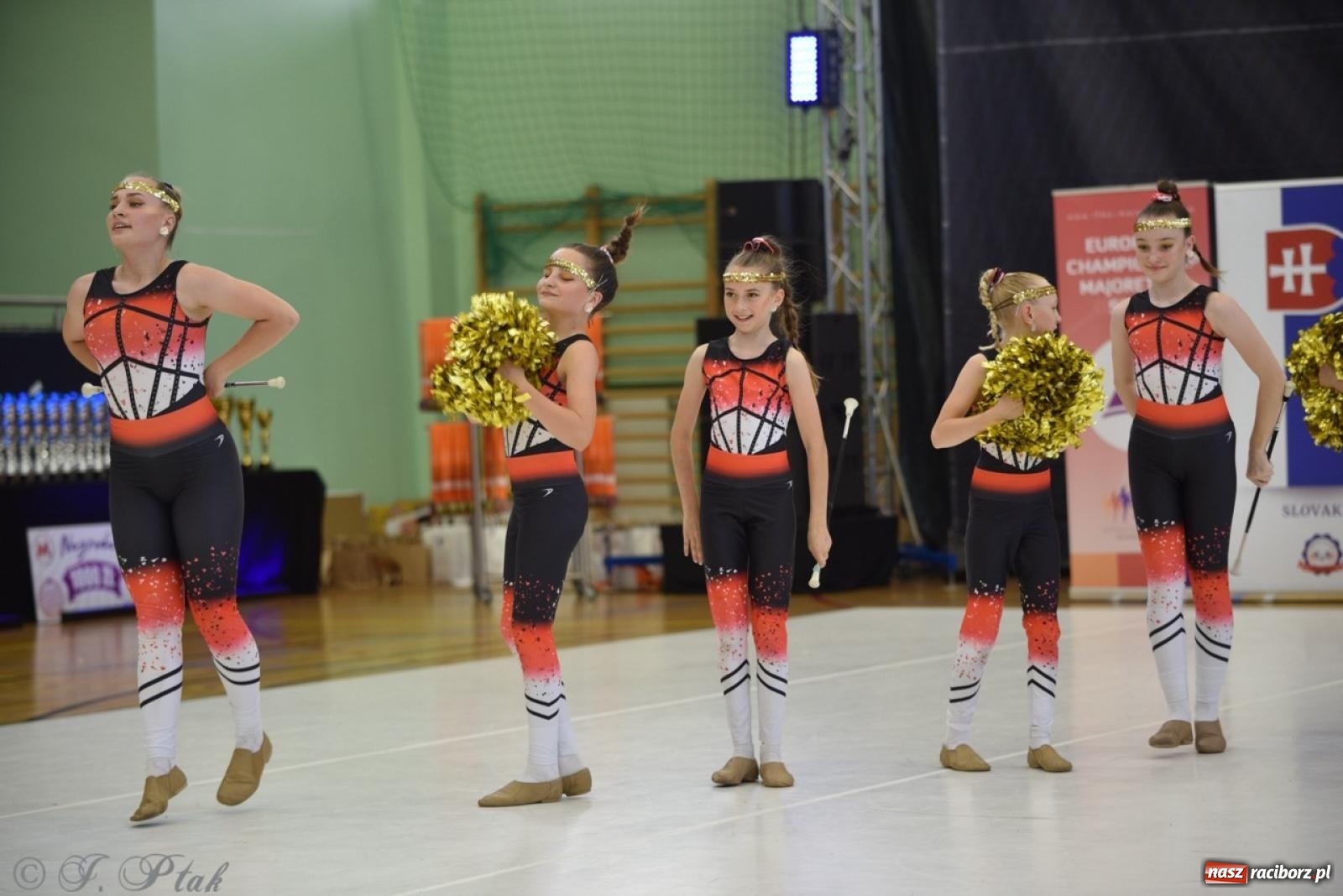 Zdjęcie w galerii na portalu naszraciborz.pl: Racibórz gospodarzem 17. Mistrzostw Europy Mażoretek [FOTO] wiadomości z regionu