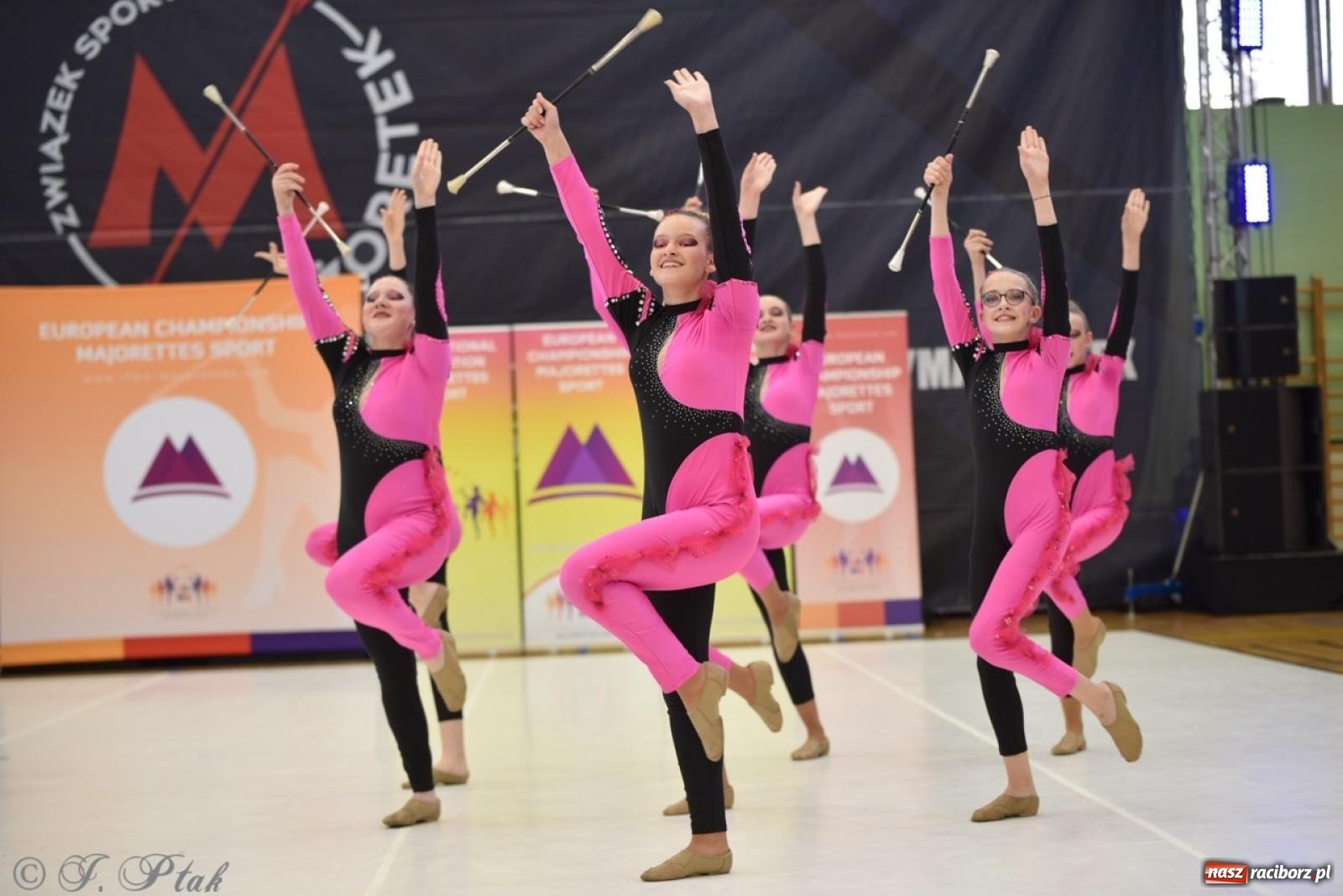 Zdjęcie w galerii na portalu naszraciborz.pl: Racibórz gospodarzem 17. Mistrzostw Europy Mażoretek [FOTO] wiadomości z regionu