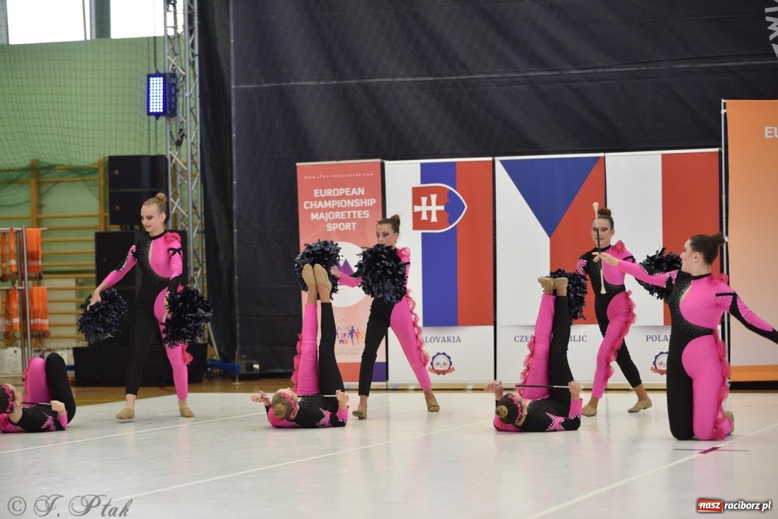 Zdjęcie w galerii na portalu naszraciborz.pl: Racibórz gospodarzem 17. Mistrzostw Europy Mażoretek [FOTO] wiadomości z regionu