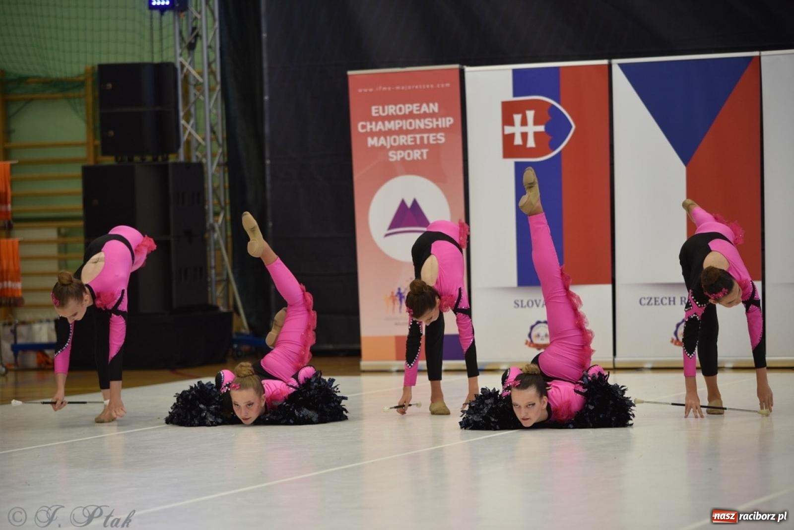 Zdjęcie w galerii na portalu naszraciborz.pl: Racibórz gospodarzem 17. Mistrzostw Europy Mażoretek [FOTO] wiadomości z regionu