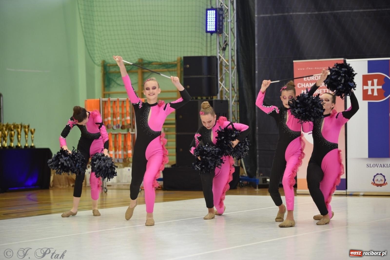 Zdjęcie w galerii na portalu naszraciborz.pl: Racibórz gospodarzem 17. Mistrzostw Europy Mażoretek [FOTO] wiadomości z regionu