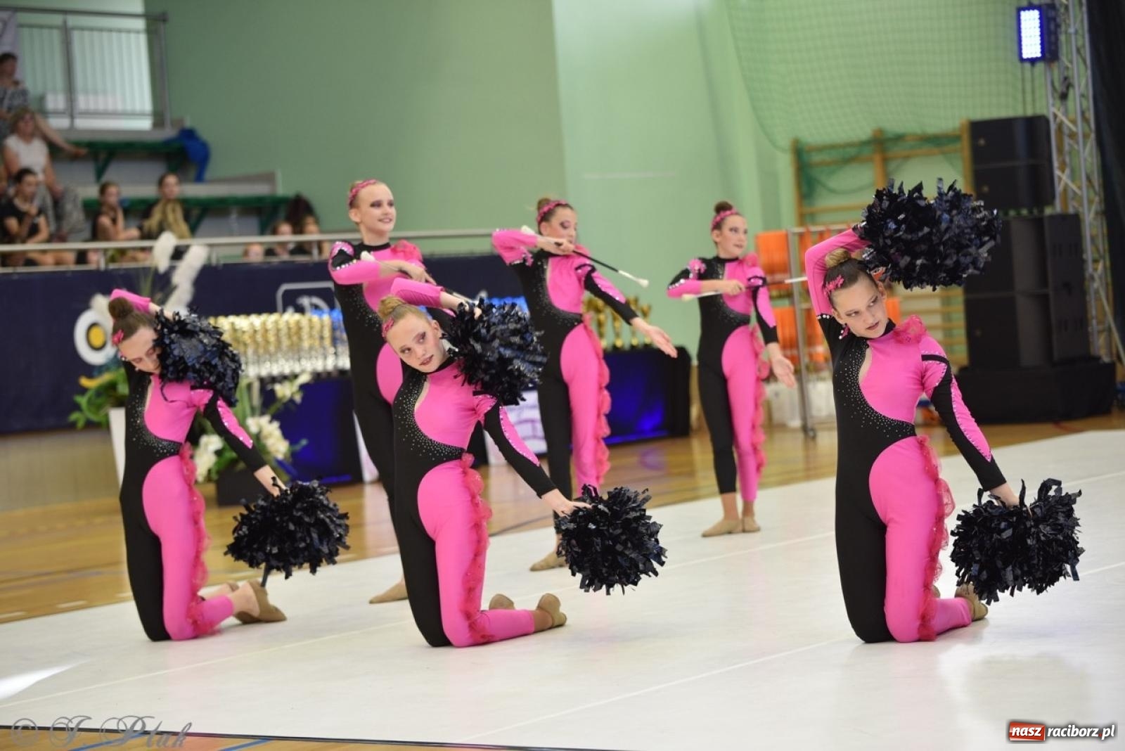 Zdjęcie w galerii na portalu naszraciborz.pl: Racibórz gospodarzem 17. Mistrzostw Europy Mażoretek [FOTO] wiadomości z regionu