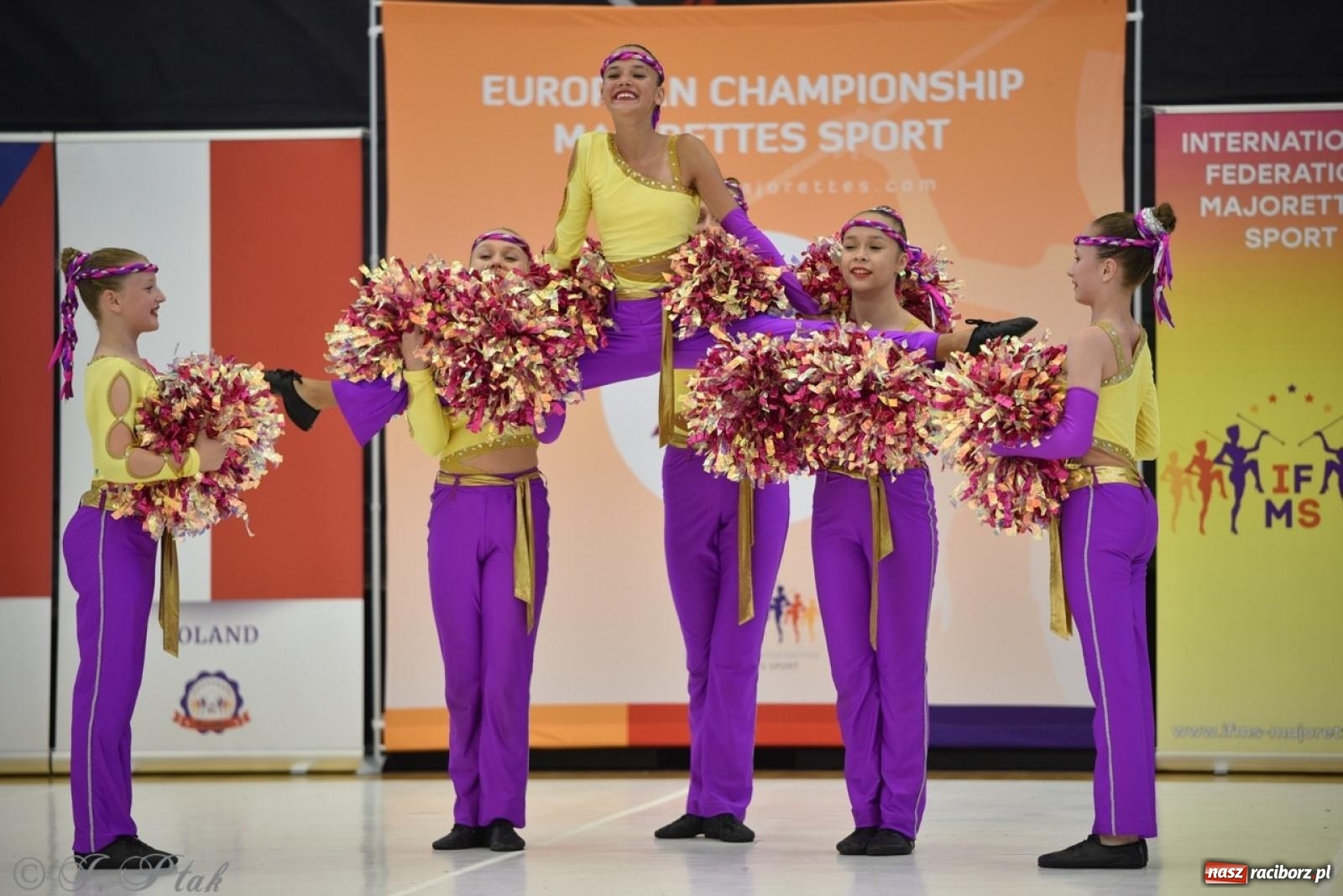 Zdjęcie w galerii na portalu naszraciborz.pl: Racibórz gospodarzem 17. Mistrzostw Europy Mażoretek [FOTO] wiadomości z regionu