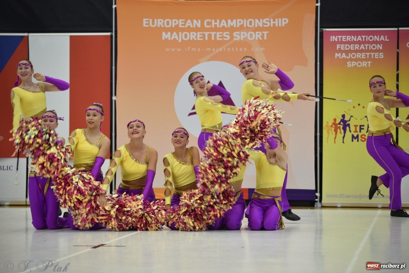 Zdjęcie w galerii na portalu naszraciborz.pl: Racibórz gospodarzem 17. Mistrzostw Europy Mażoretek [FOTO] wiadomości z regionu