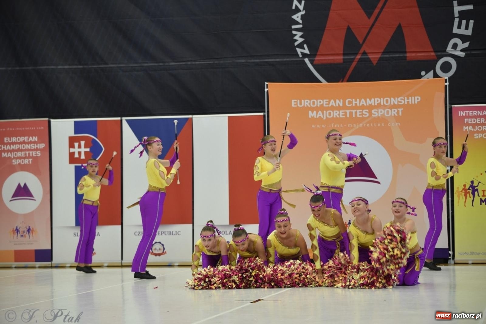 Zdjęcie w galerii na portalu naszraciborz.pl: Racibórz gospodarzem 17. Mistrzostw Europy Mażoretek [FOTO] wiadomości z regionu