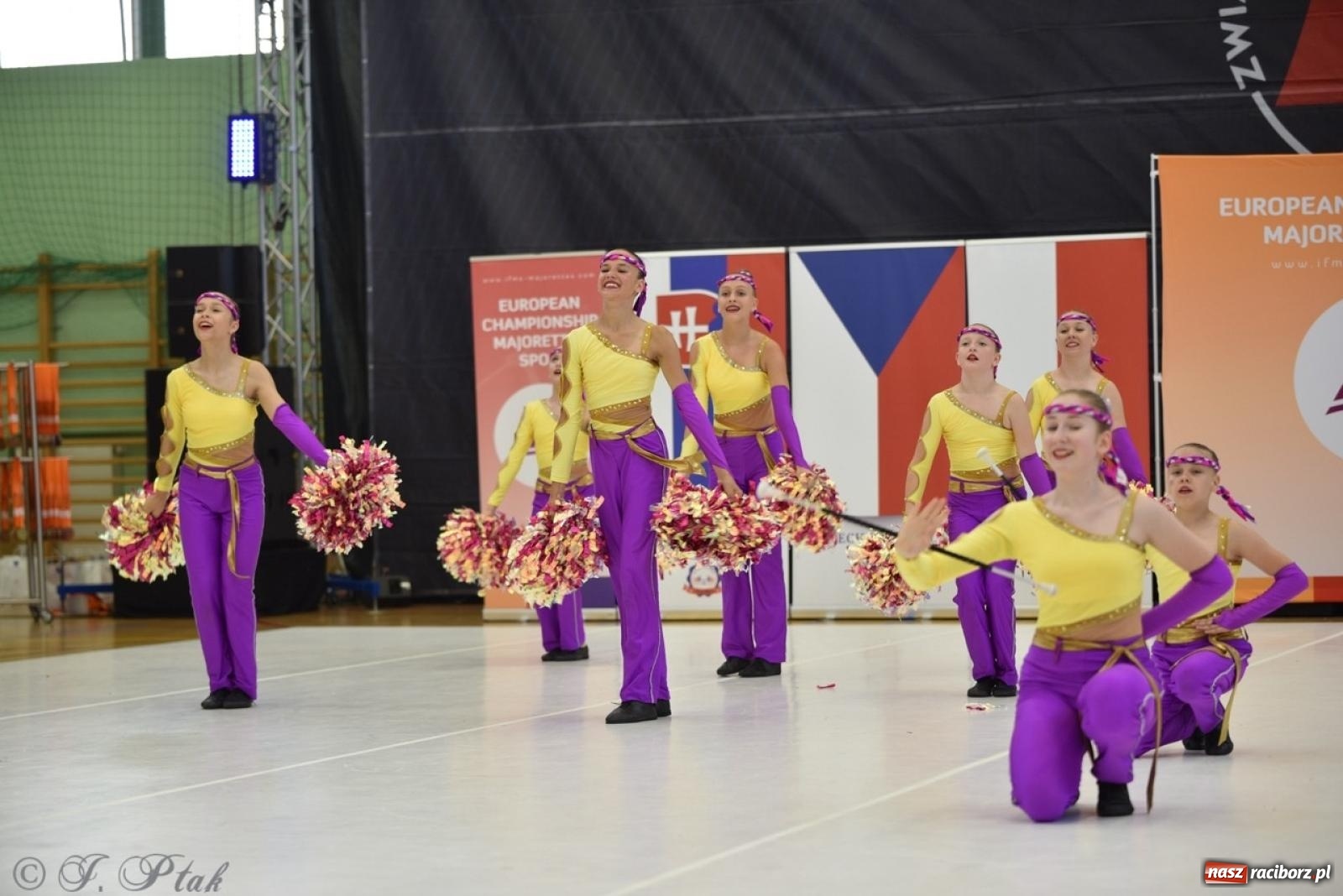 Zdjęcie w galerii na portalu naszraciborz.pl: Racibórz gospodarzem 17. Mistrzostw Europy Mażoretek [FOTO] wiadomości z regionu