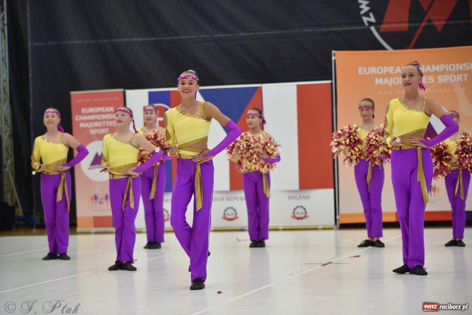 Zdjęcie w galerii na portalu naszraciborz.pl: Racibórz gospodarzem 17. Mistrzostw Europy Mażoretek [FOTO] wiadomości z regionu